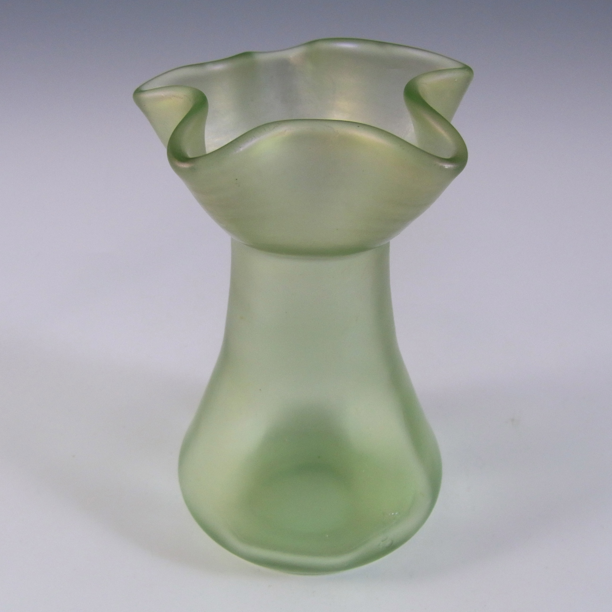 (image for) Loetz / Lötz Art Nouveau Iridescent Green Glass Olympia Glatt Vase - Click Image to Close