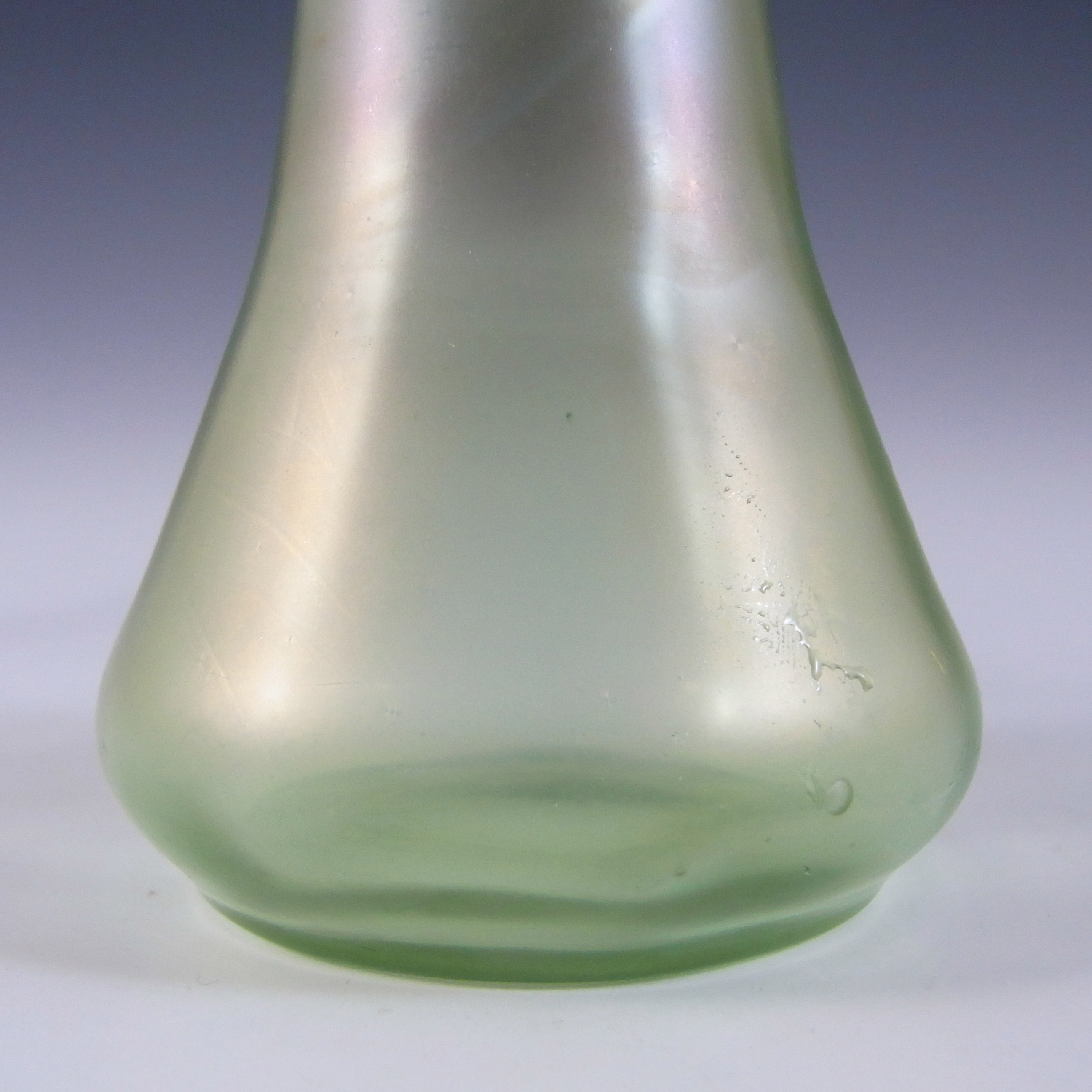 (image for) Loetz / Lötz Art Nouveau Iridescent Green Glass Olympia Glatt Vase - Click Image to Close