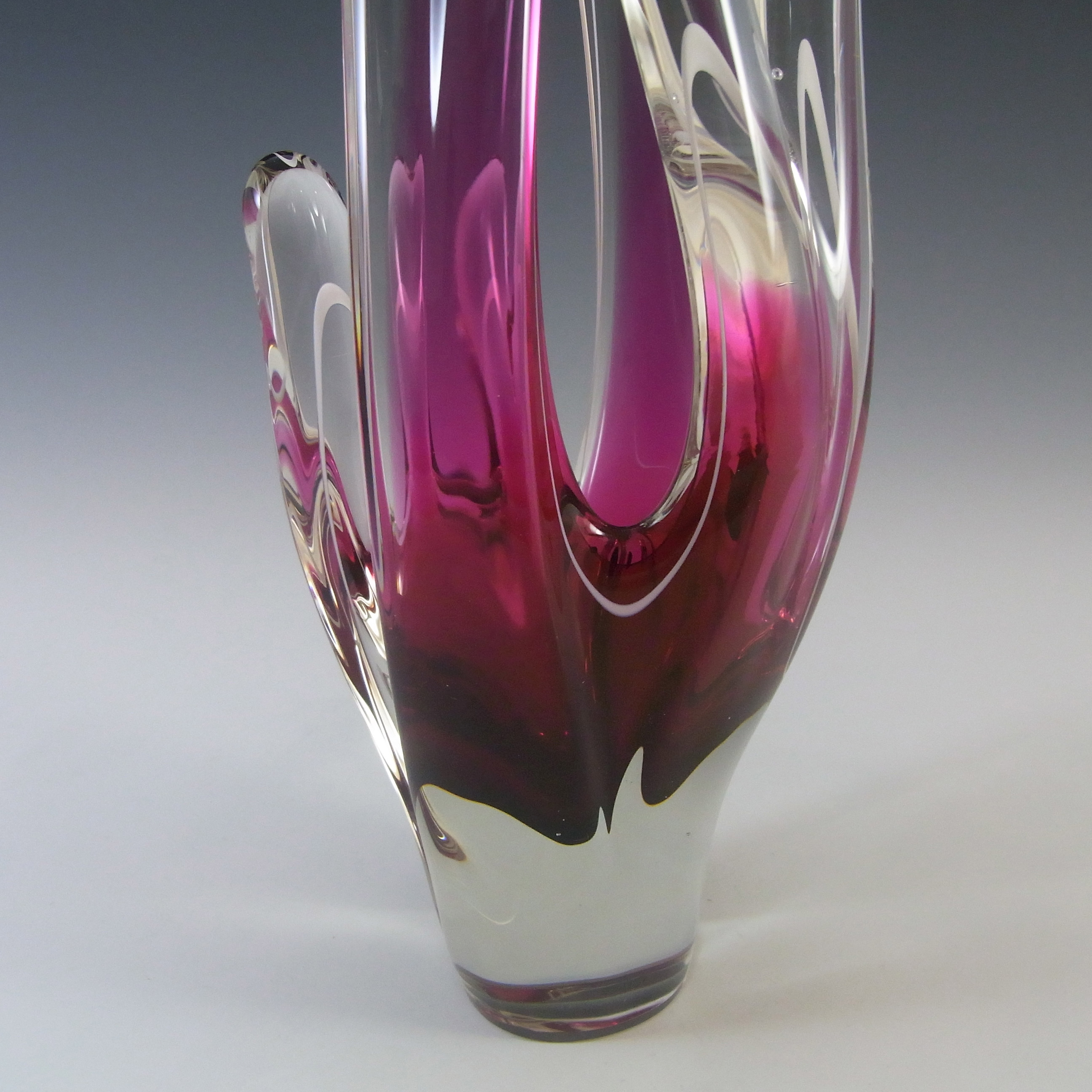 (image for) SIGNED W Johanson Orrefors Sea Glasbruk Glass Coquille Vase - Click Image to Close