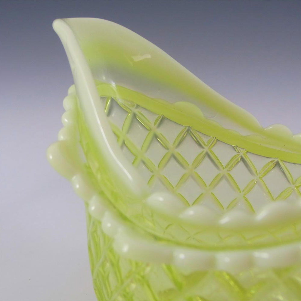 Davidson Primrose Pearline Glass 'Quilted Pillow Sham' Jug - Click Image to Close