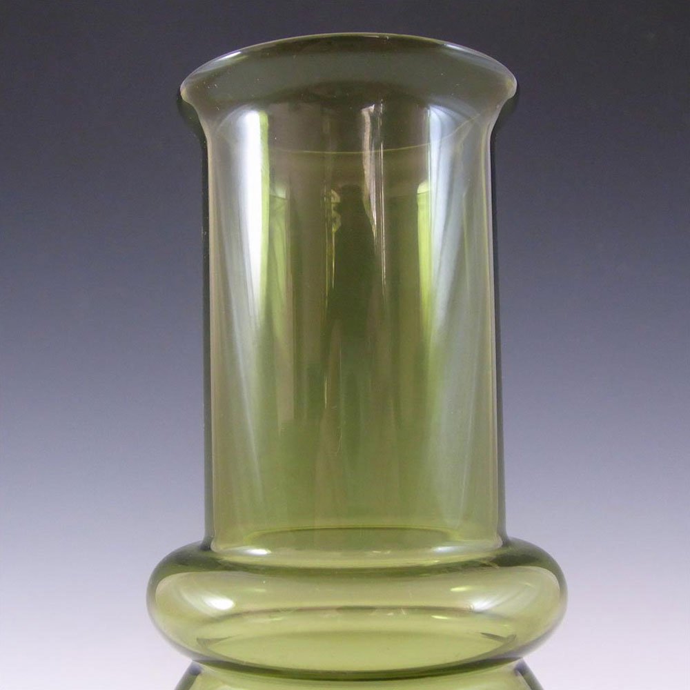 (image for) Riihimaki #1518 Riihimaen Green Glass 'Tuulikki' Vase - Click Image to Close