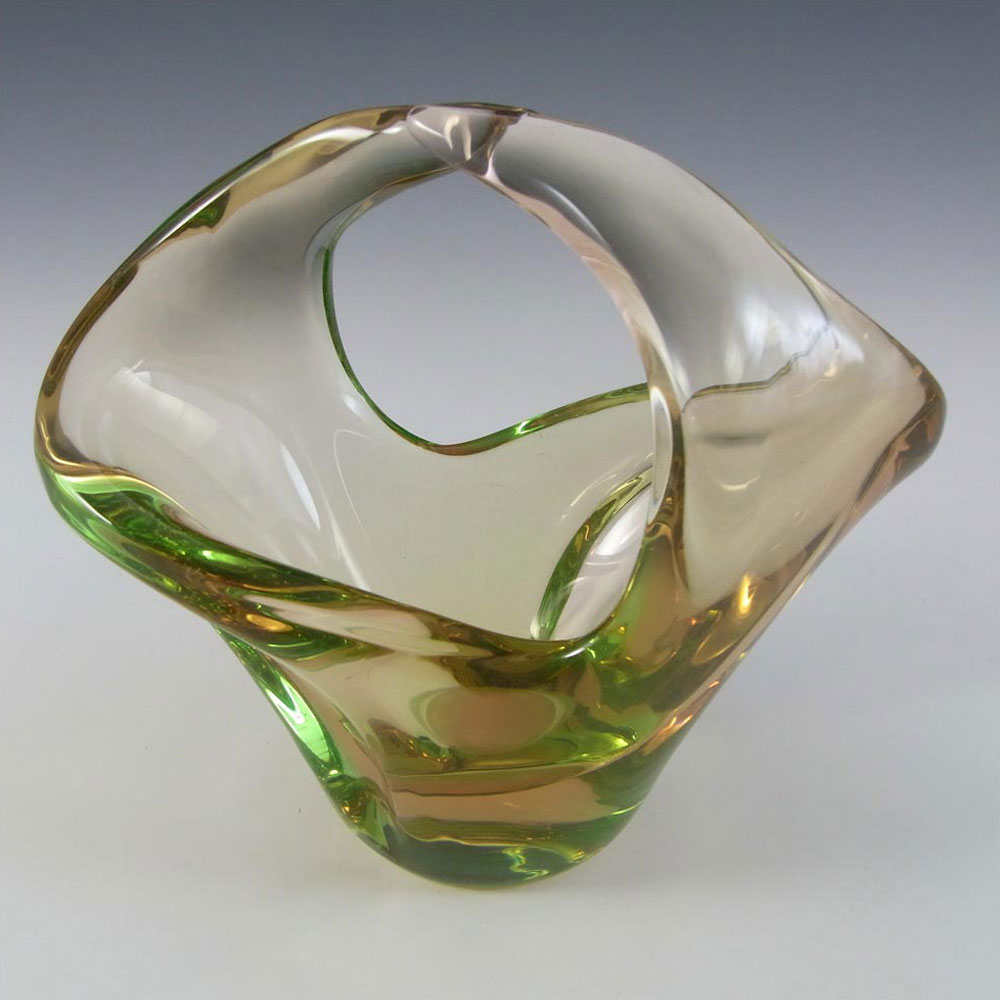 (image for) Skrdlovice #5518 Czech Glass 'Elegance' Bowl by Marie Veliskova - Click Image to Close