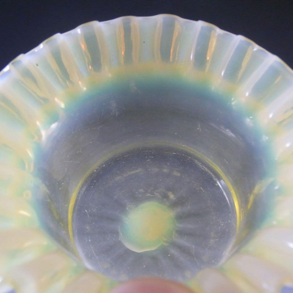 (image for) Victorian Antique Vaseline/Uranium Opalescent Glass Bowl - Click Image to Close