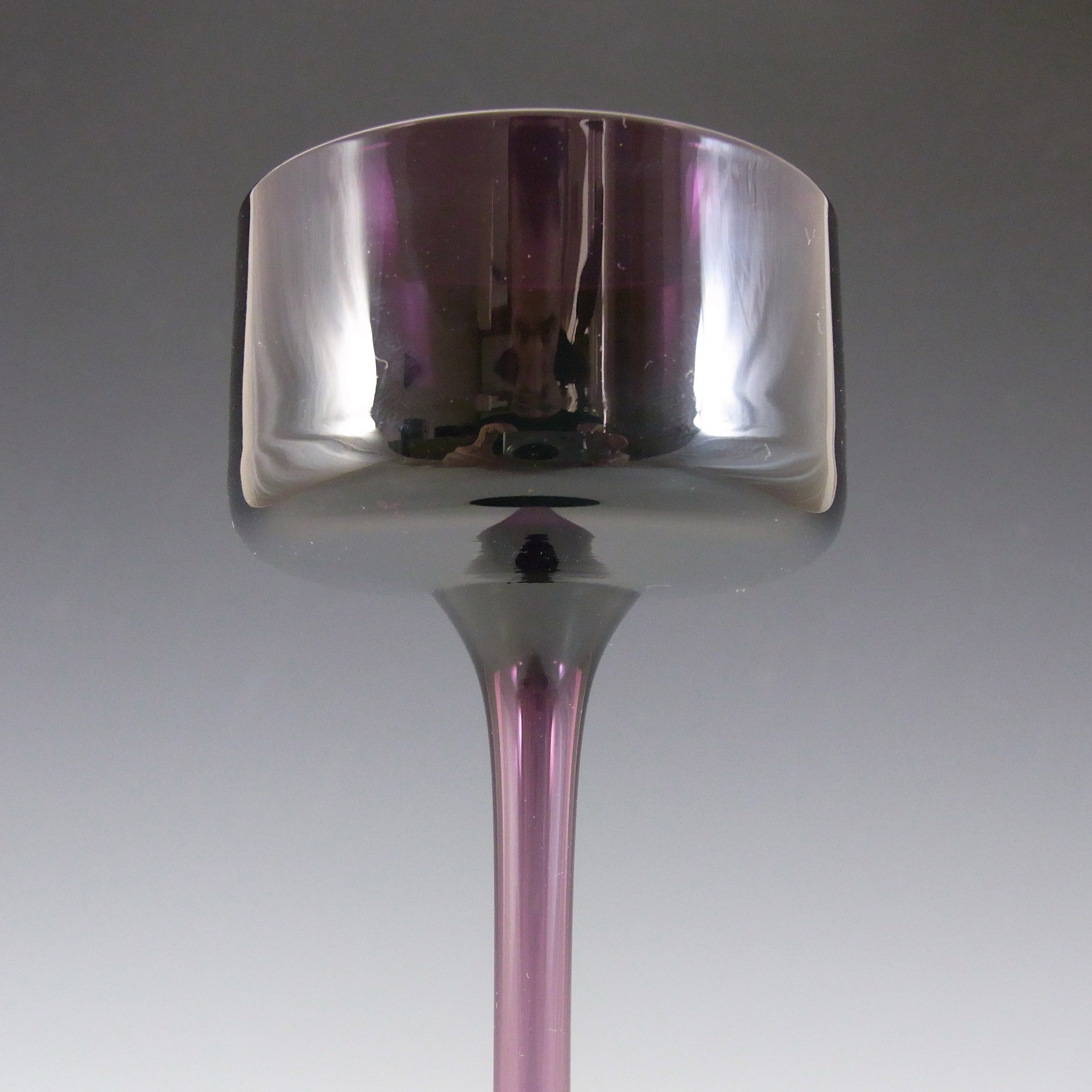 Wedgwood "Brancaster" Amethyst Glass 8" Candlestick RSW15/2 - Click Image to Close