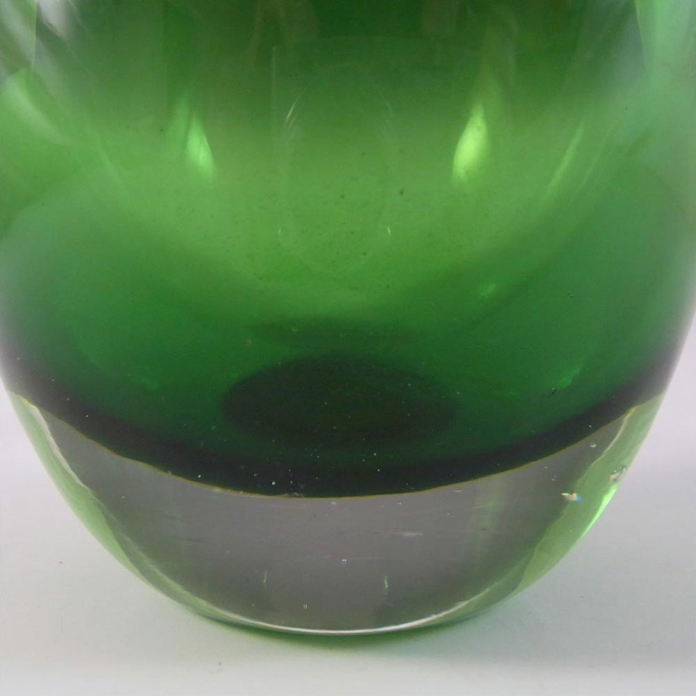 Whitefriars #9518 Baxter Meadow Green Glass Ovoid Vase - Click Image to Close