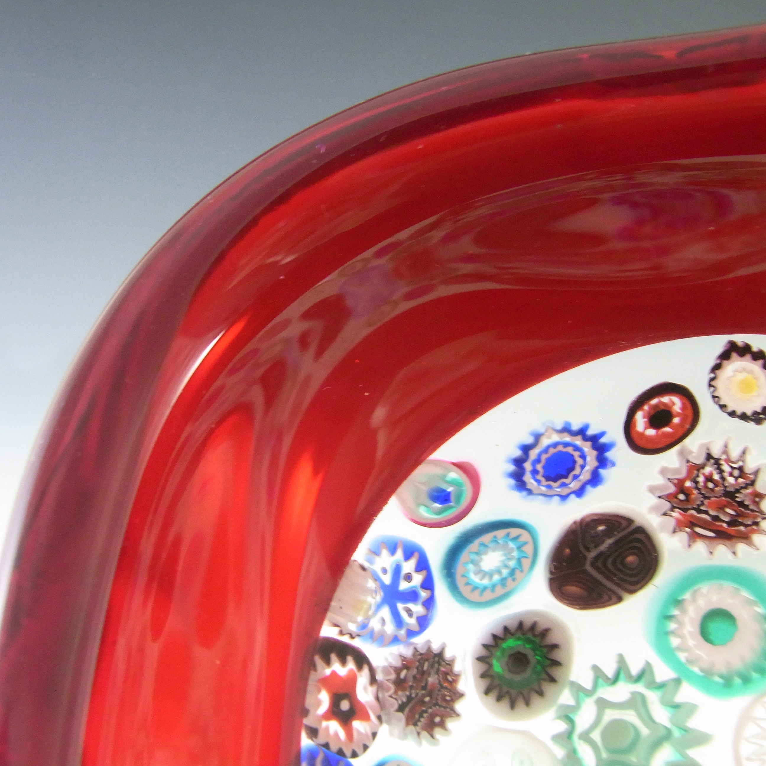 Archimede Seguso Murano Incalmo Millefiori Red Square Glass Bowl - Click Image to Close