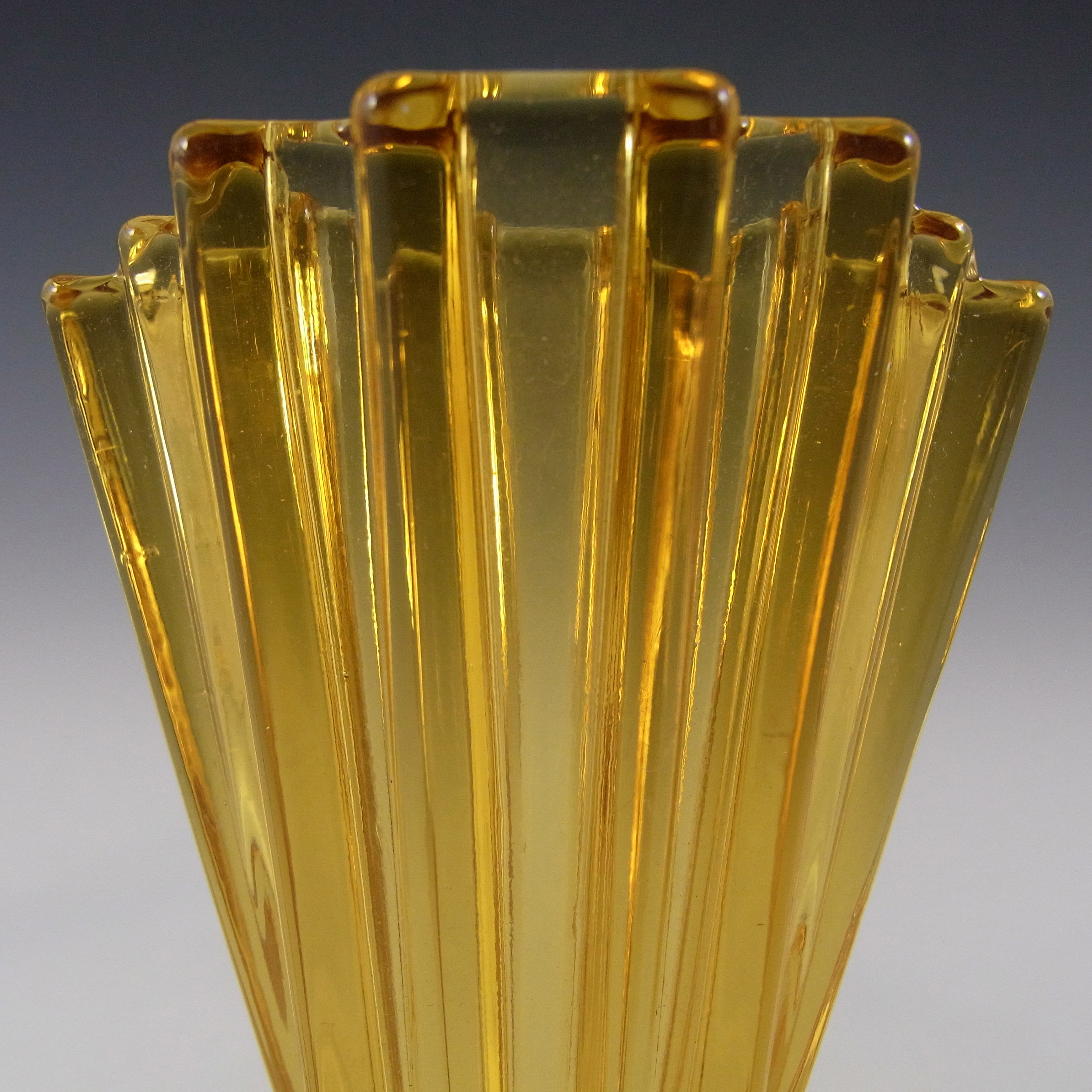 (image for) Bagley #334 Pair of Art Deco 4" Amber Glass 'Grantham' Vases - Click Image to Close