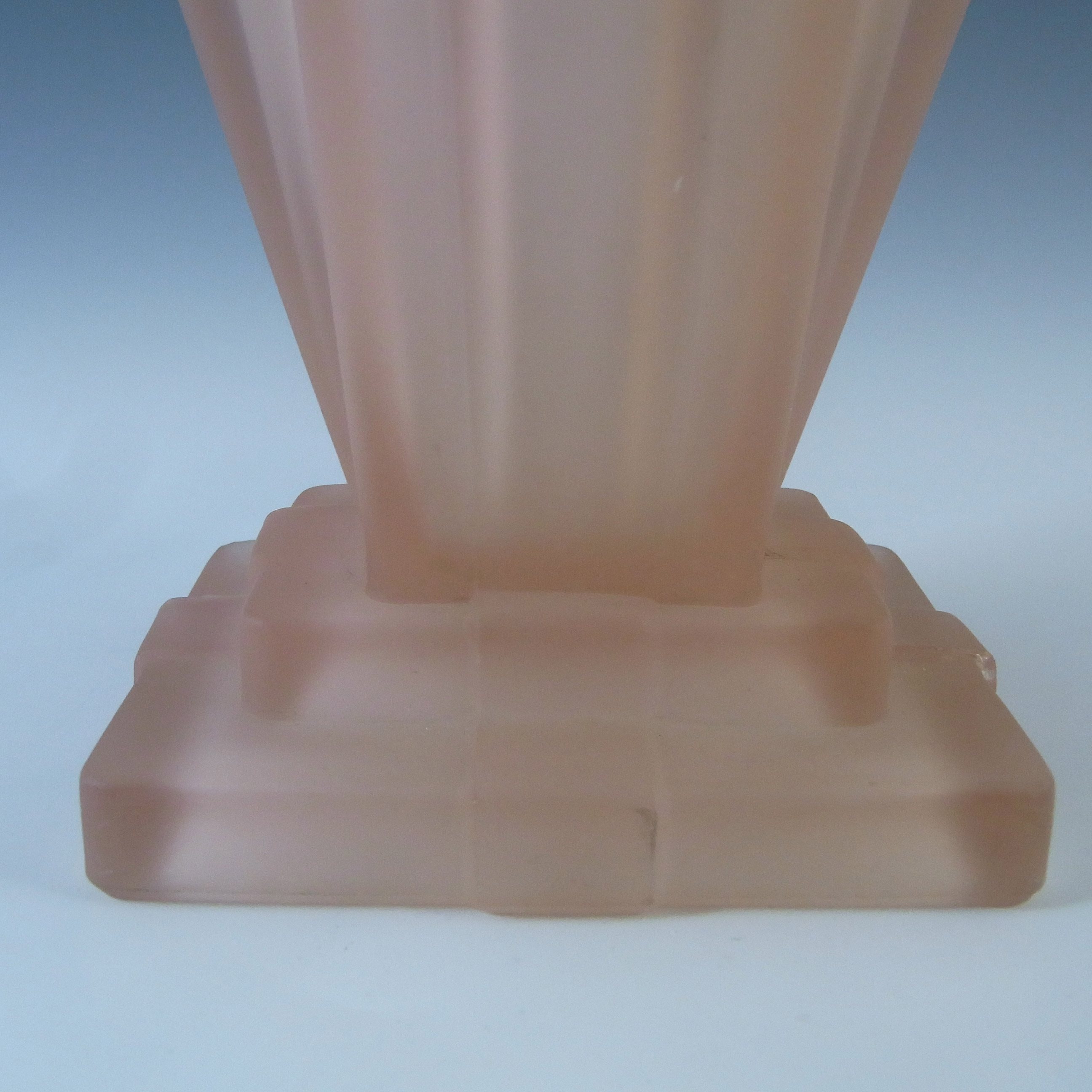Bagley #334 Art Deco 8" Frosted Pink Glass 'Grantham' Vase - Click Image to Close