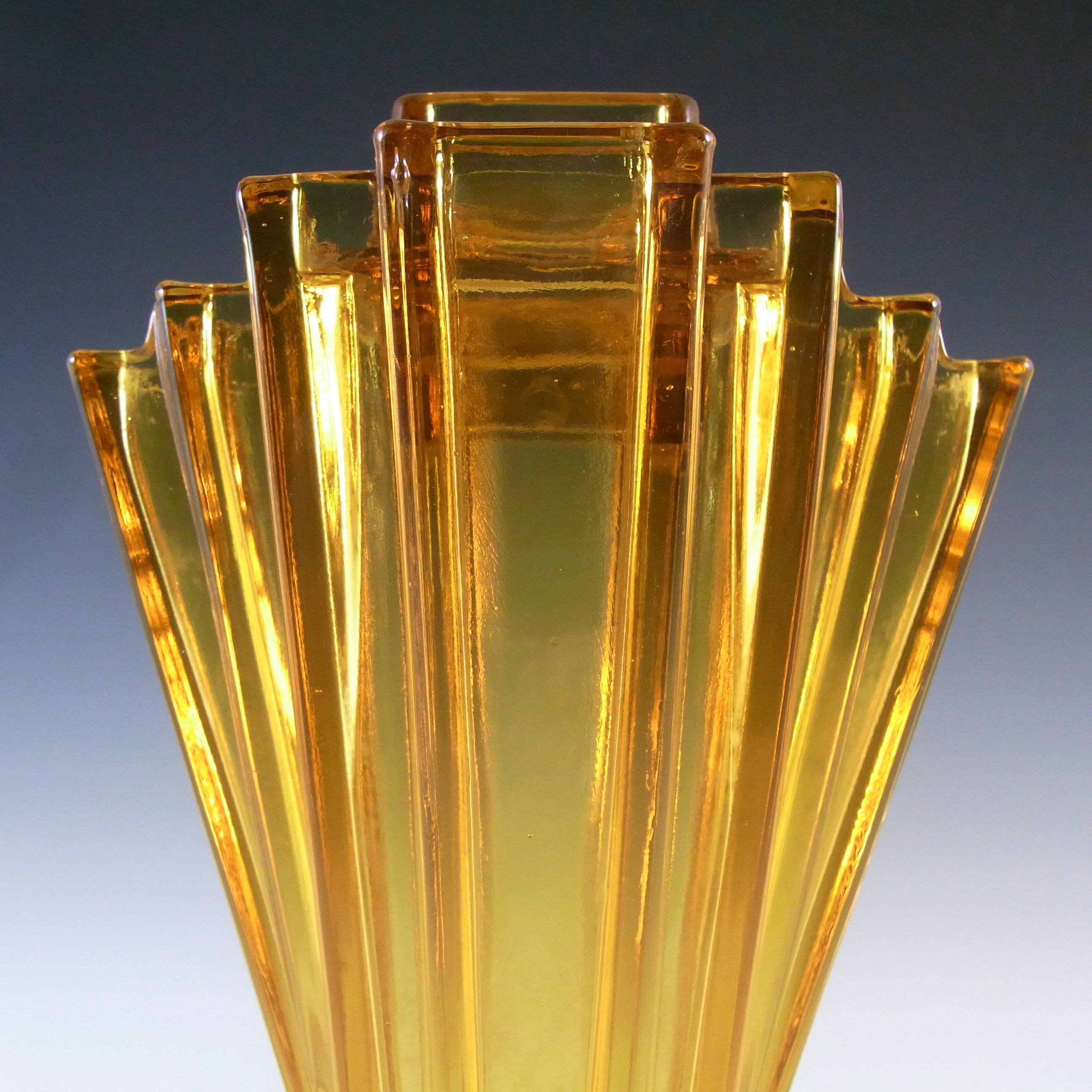 (image for) Bagley #334 Art Deco 8" Vintage Amber Glass 'Grantham' Vase - Click Image to Close