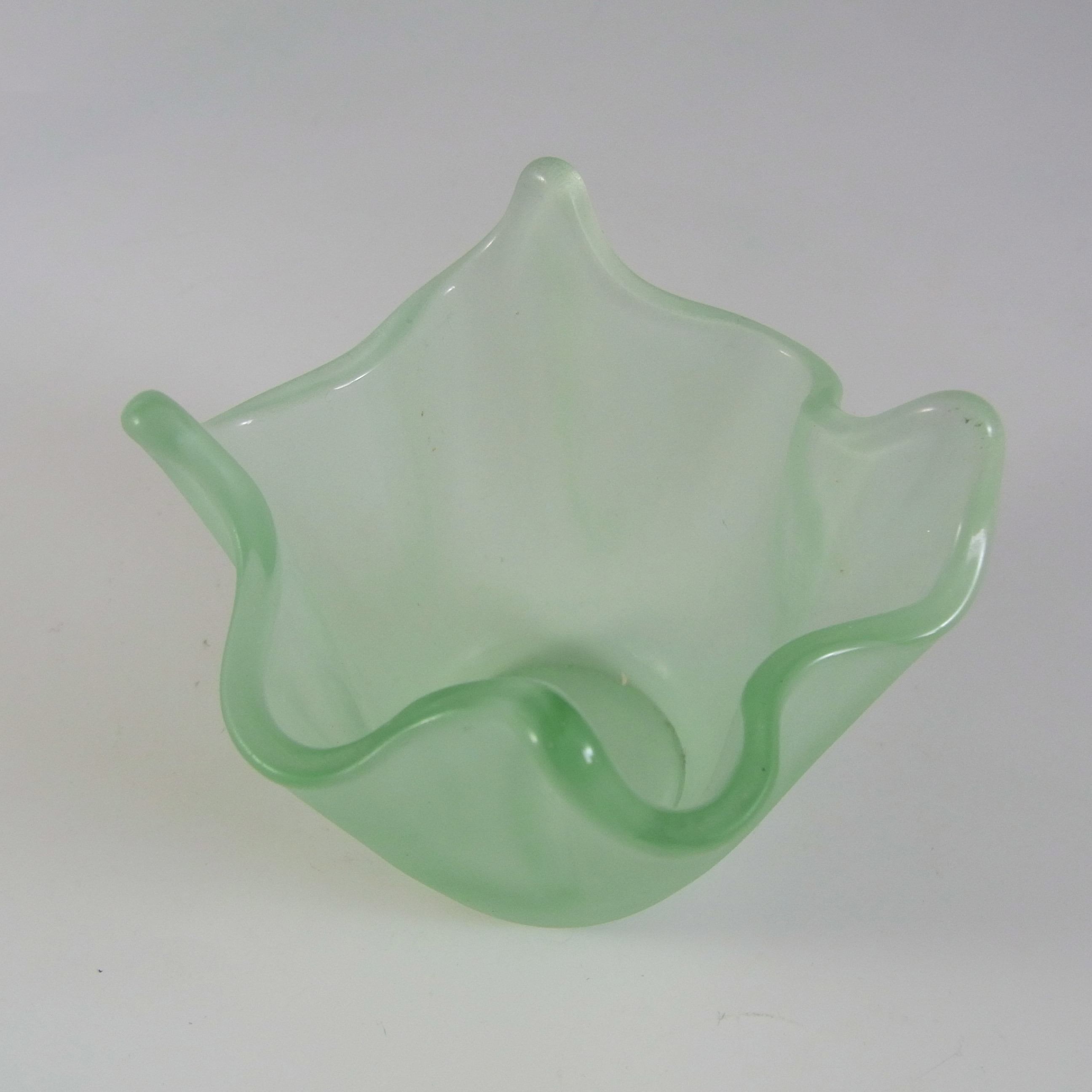 (image for) Bagley Art Deco Frosted Green Glass Handkerchief Posy Vase - Click Image to Close