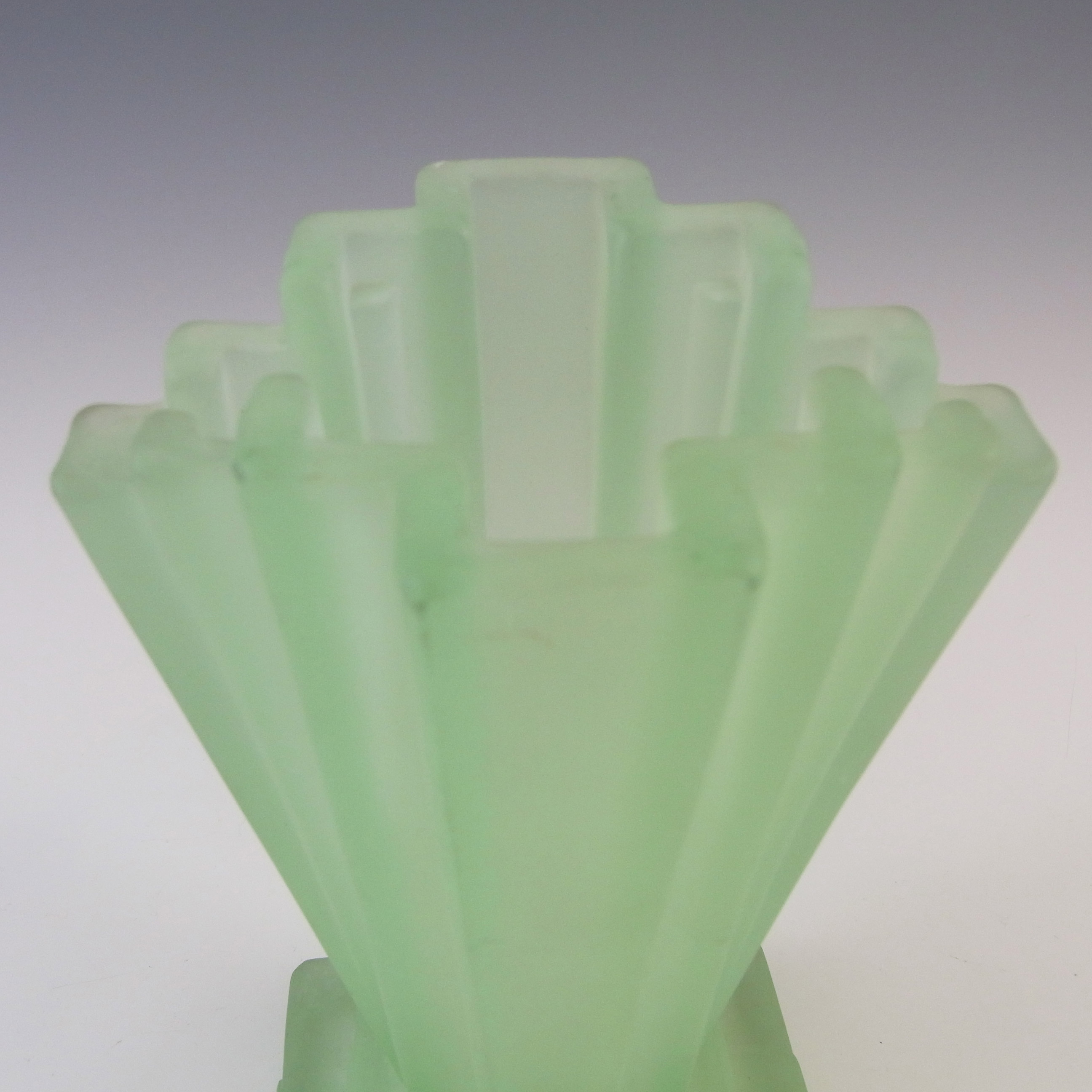 (image for) Bagley #334 Art Deco 6" Frosted Green Glass 'Grantham' Vase - Click Image to Close
