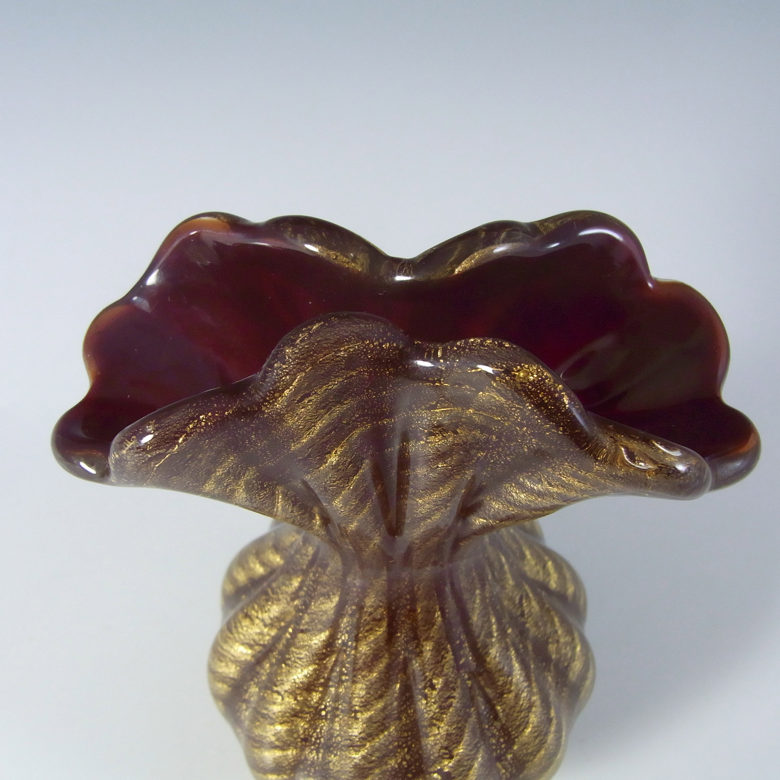 Barovier & Toso Murano 50s Cordonato Oro Gold Leaf Red Glass Vase - Click Image to Close