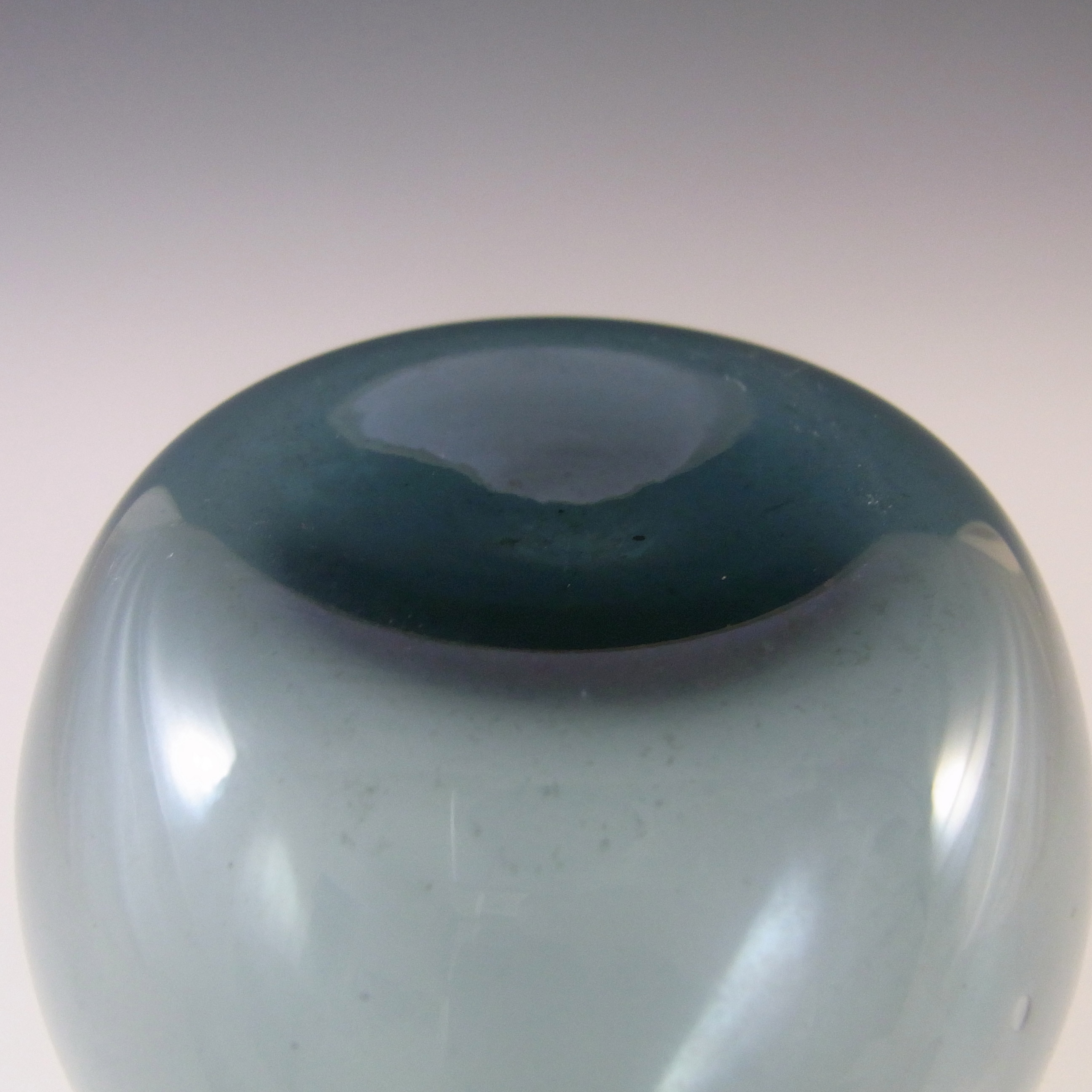 (image for) Gullaskruf Swedish Blue Glass 5.25" Vase - Arthur Percy 1952 - Click Image to Close