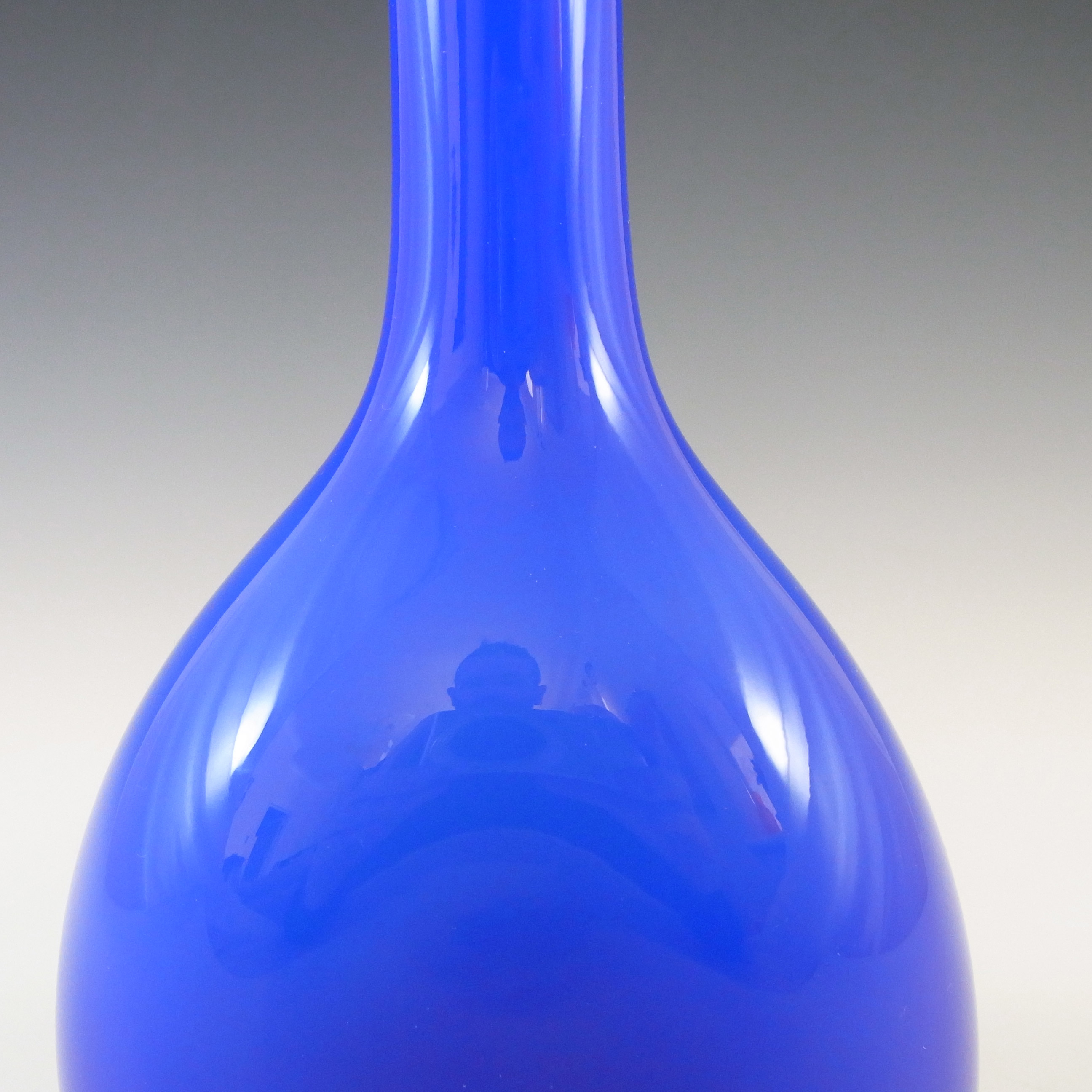 (image for) Elme 70s Scandinavian Blue Cased Glass 'Flattened' Vase - Click Image to Close