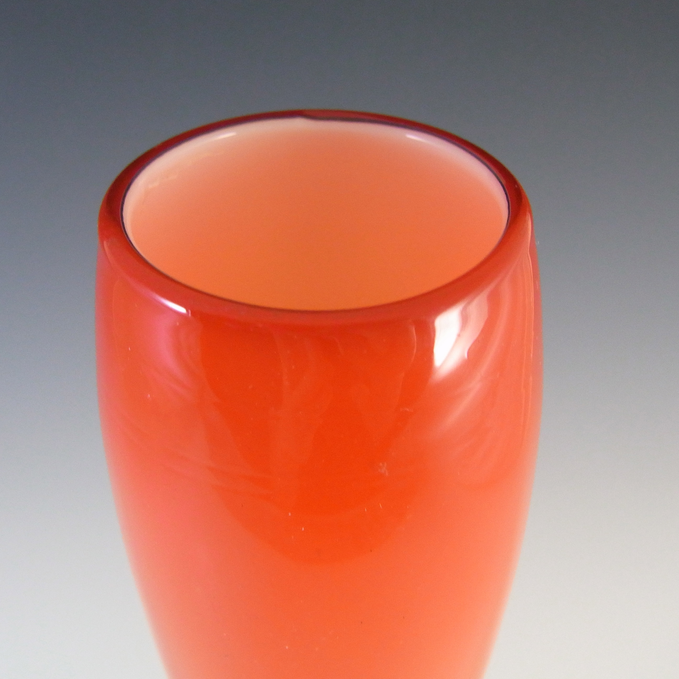 Empoli Vintage Italian Orange/Red Retro Cased Glass Vase - Click Image to Close