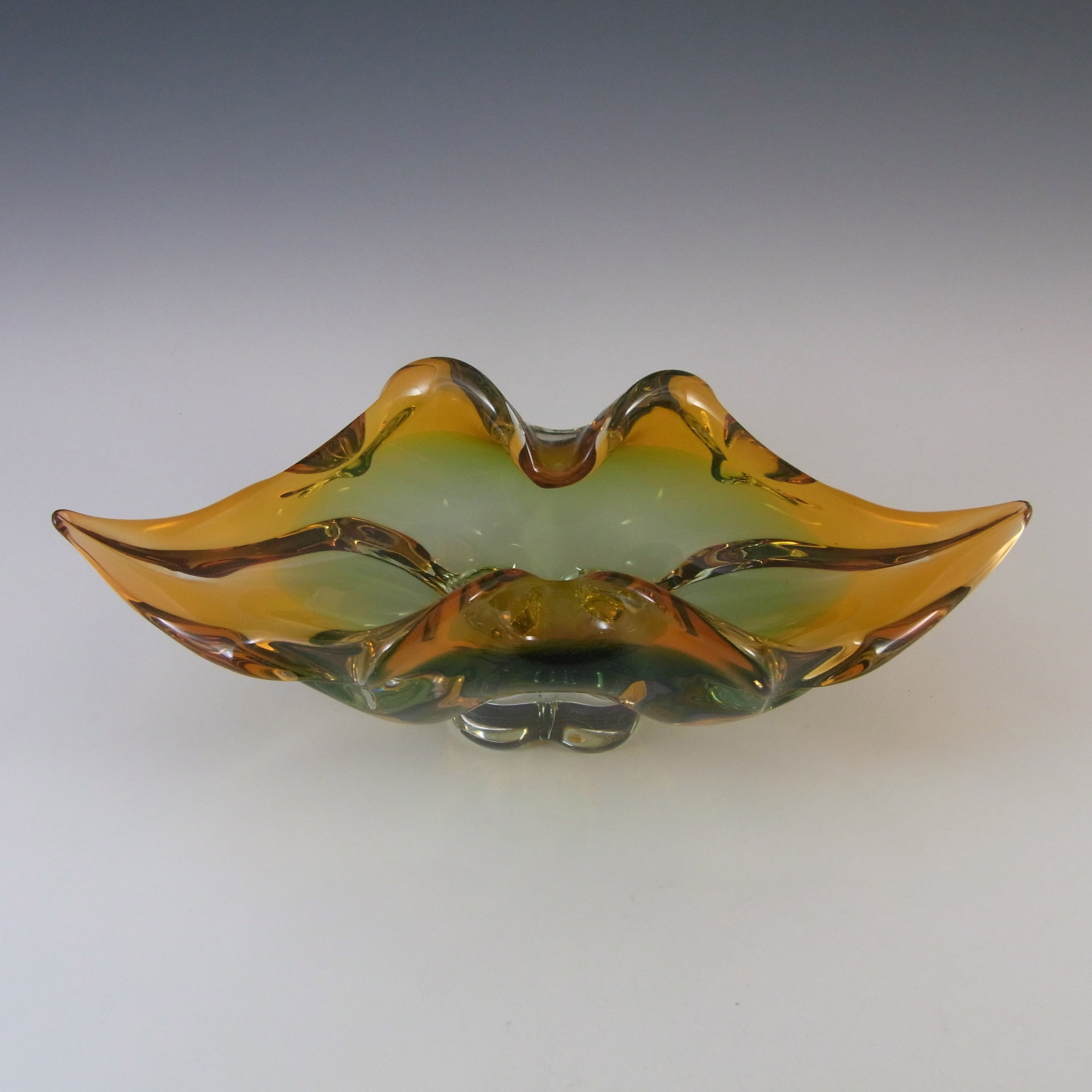 (image for) Chřibská #296/5/29 Czech Green & Amber Glass Bowl - Click Image to Close