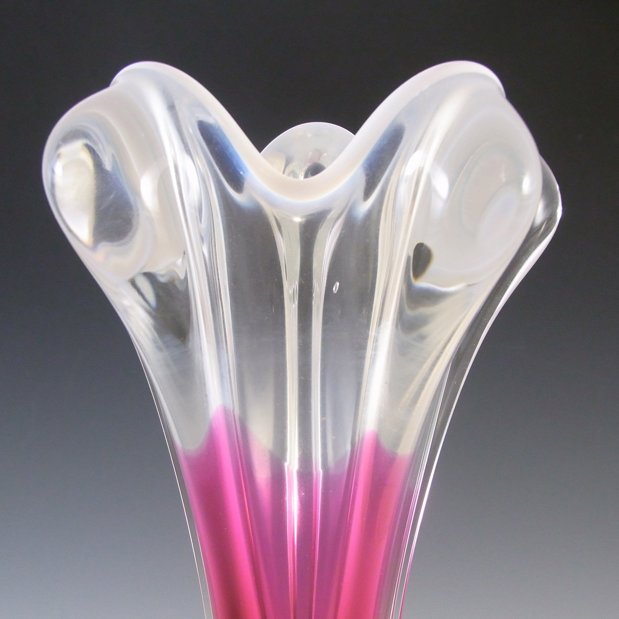 (image for) Chřibská #316/1/35 Czech Pink, White & Green Glass Vase - Click Image to Close