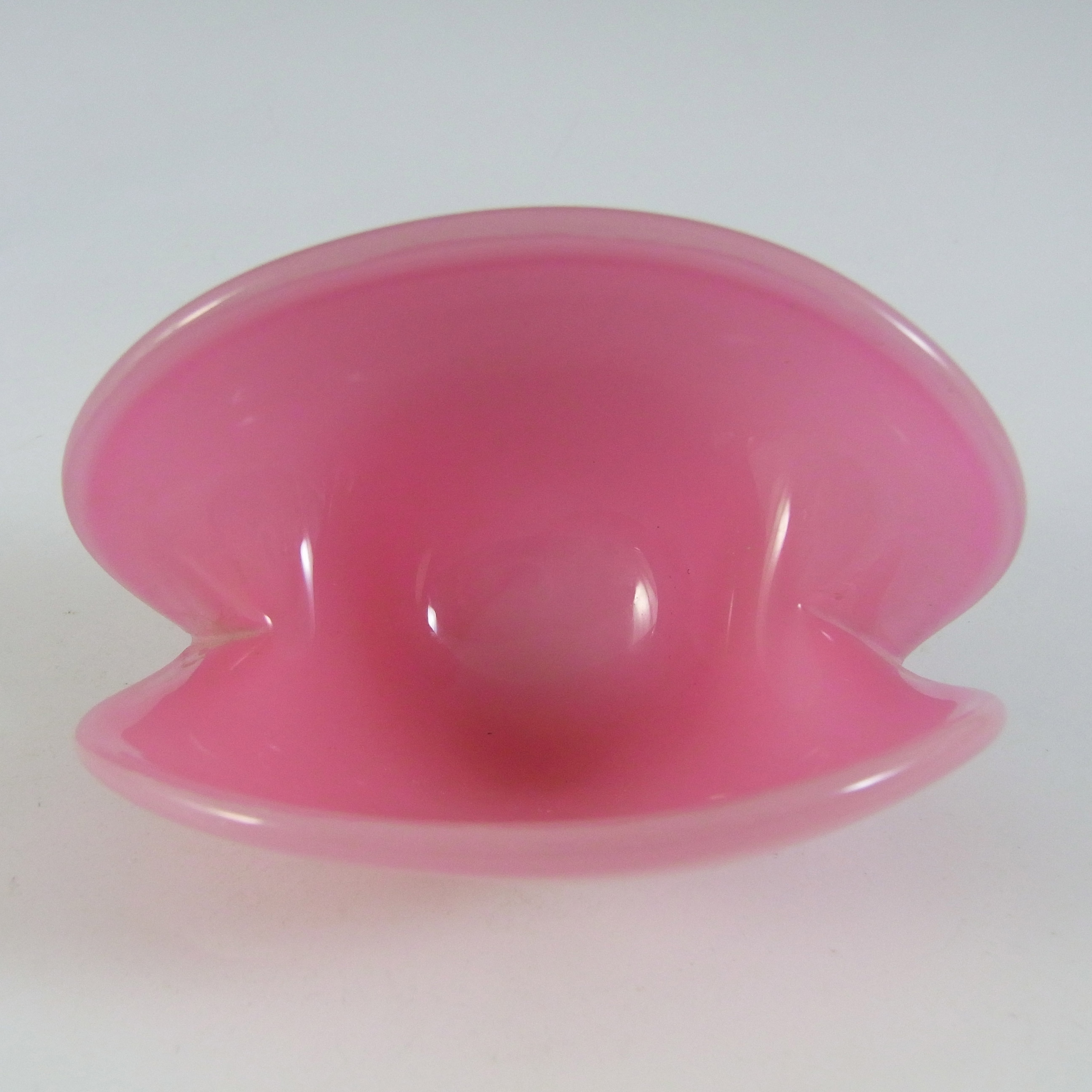 Murano Vintage Alabastro Pink & White Glass Clam Bowl/Vase - Click Image to Close