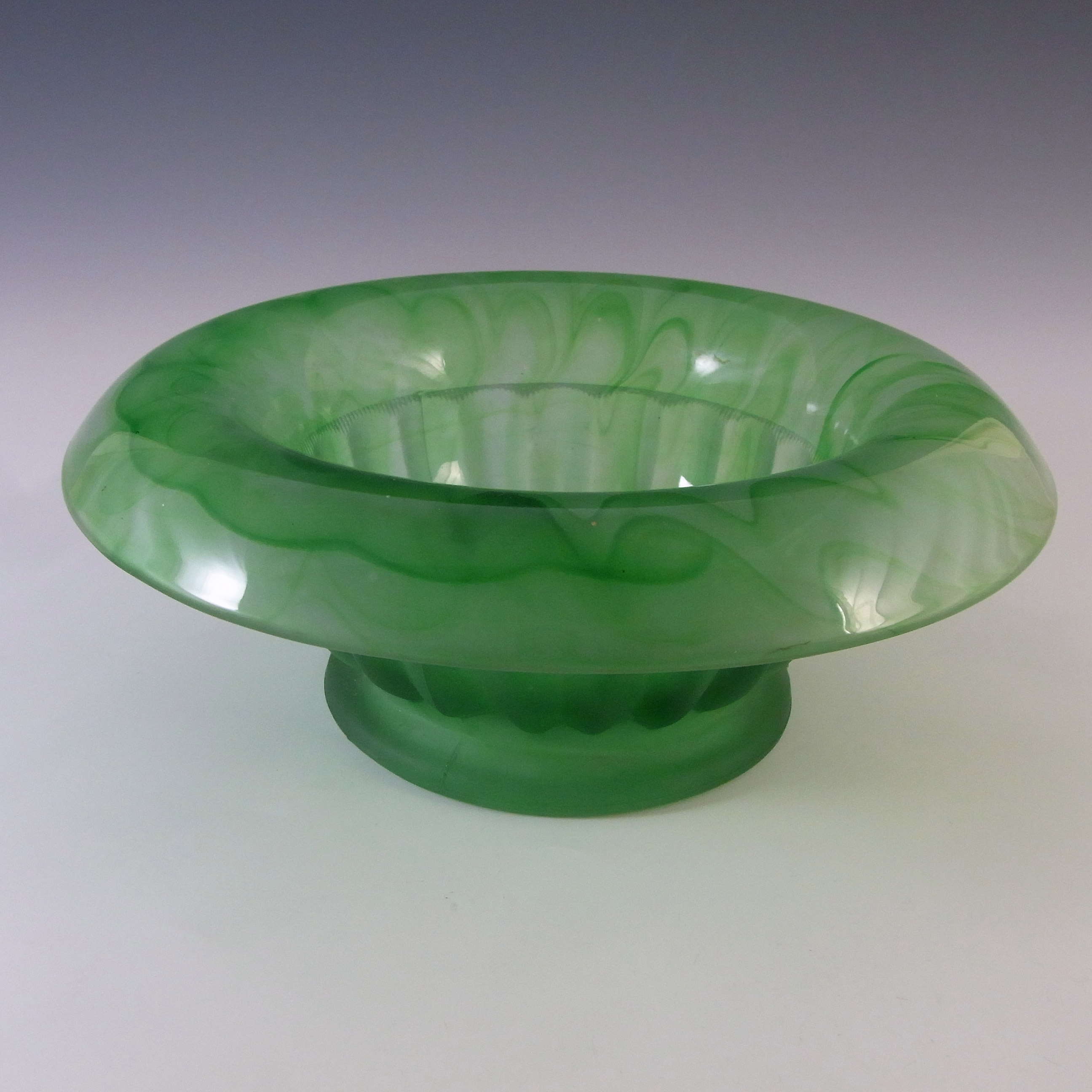 (image for) Davidson #1910BD Large Art Deco Green Cloud Glass Bowl - Click Image to Close