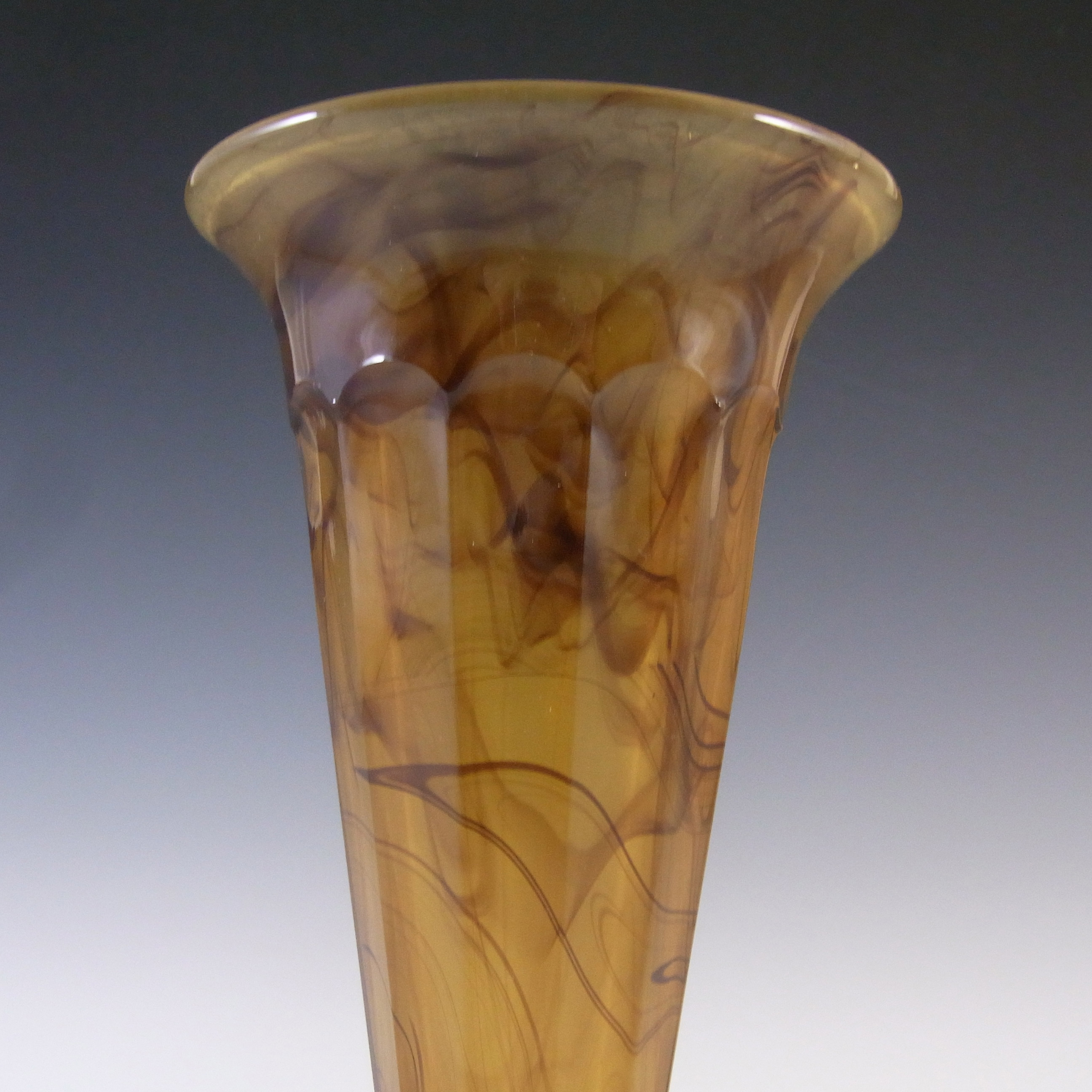 (image for) Davidson #51 Vintage 7.5" Art Deco Amber Cloud Glass Vase - Click Image to Close