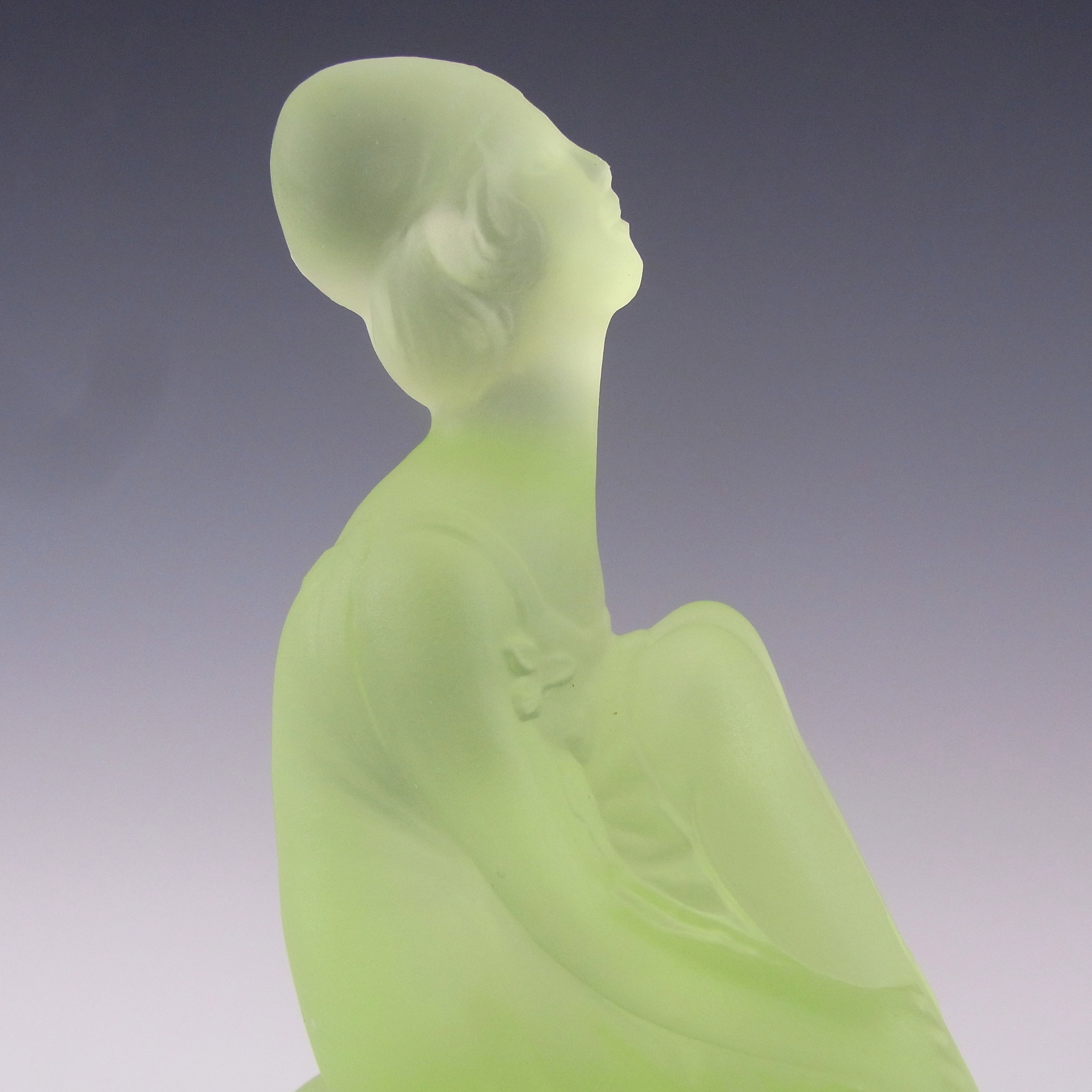 Sowerby Art Deco Uranium Green Glass 'Ladye' Powder Bowl - Click Image to Close
