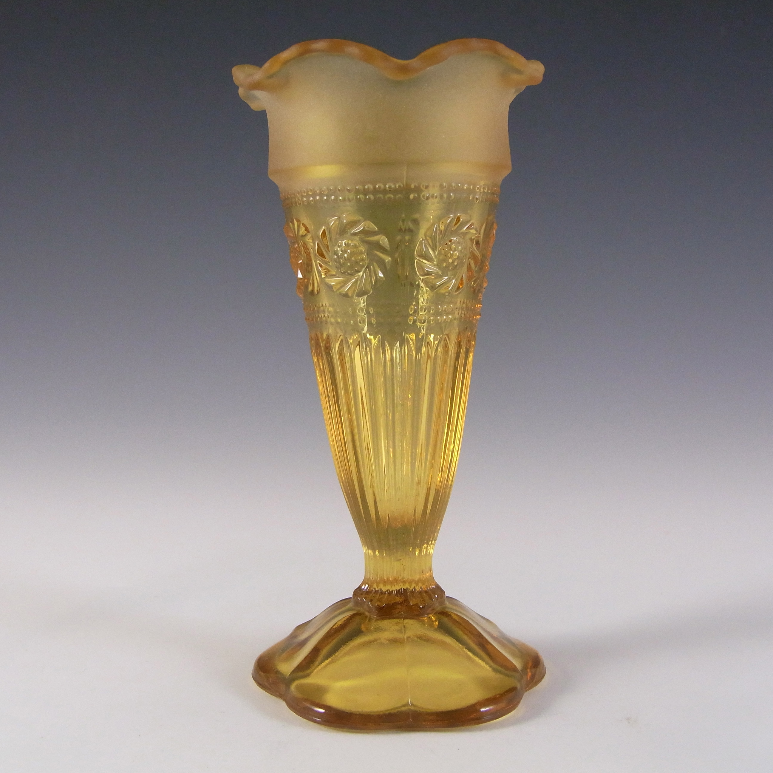 (image for) Bagley #3187 Pair of Art Deco Amber Glass 'Katherine' Vases - Click Image to Close