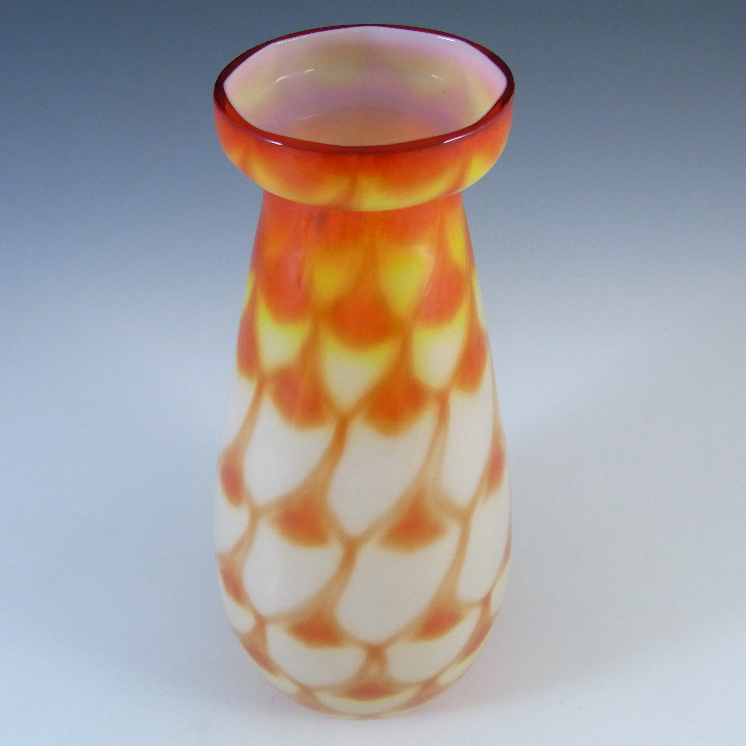 Elme Retro Scandinavian Orange & Yellow Vintage Glass Peacock Vase - Click Image to Close