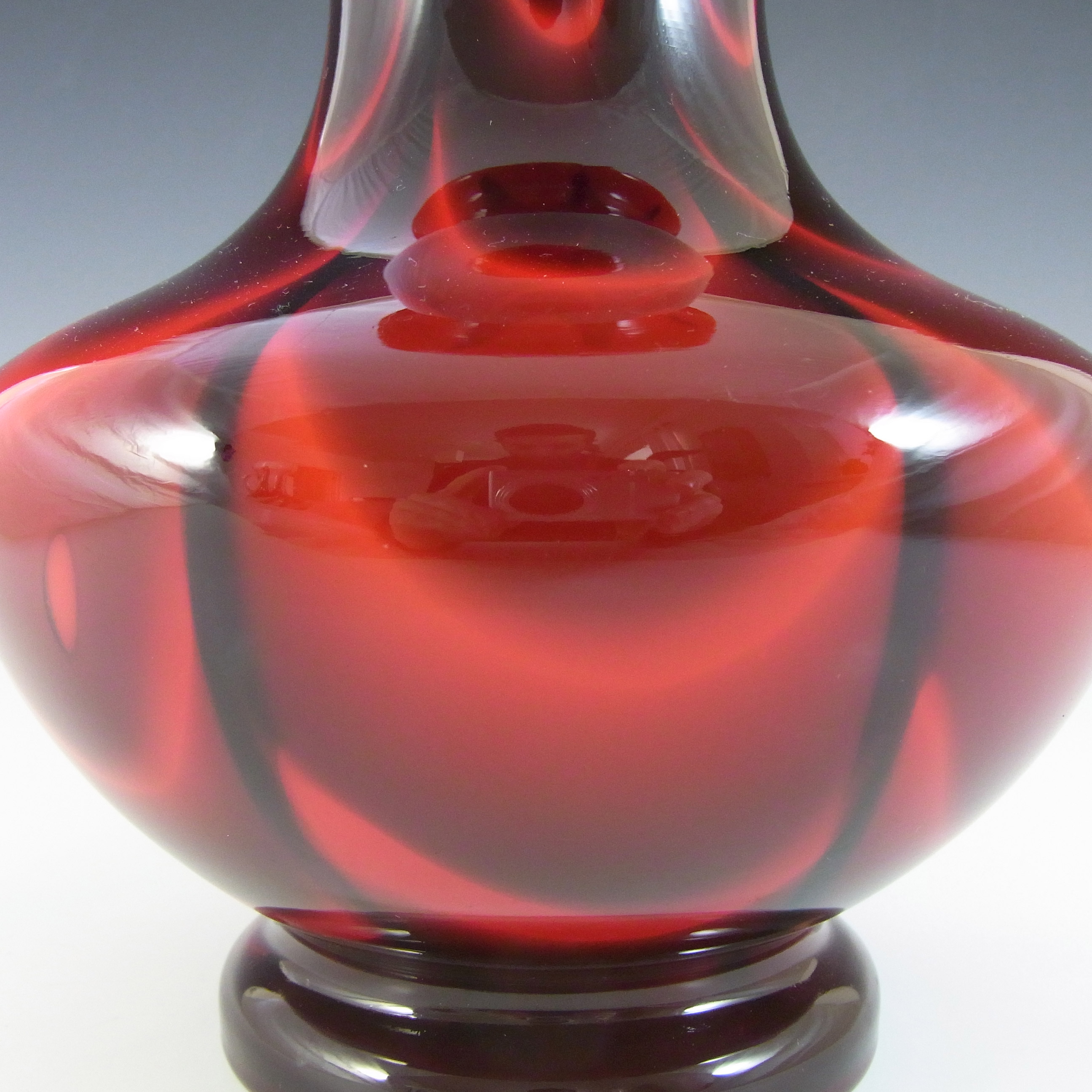 (image for) V.B. Opaline Florence Empoli Marbled Red & Black Glass Vase - Click Image to Close