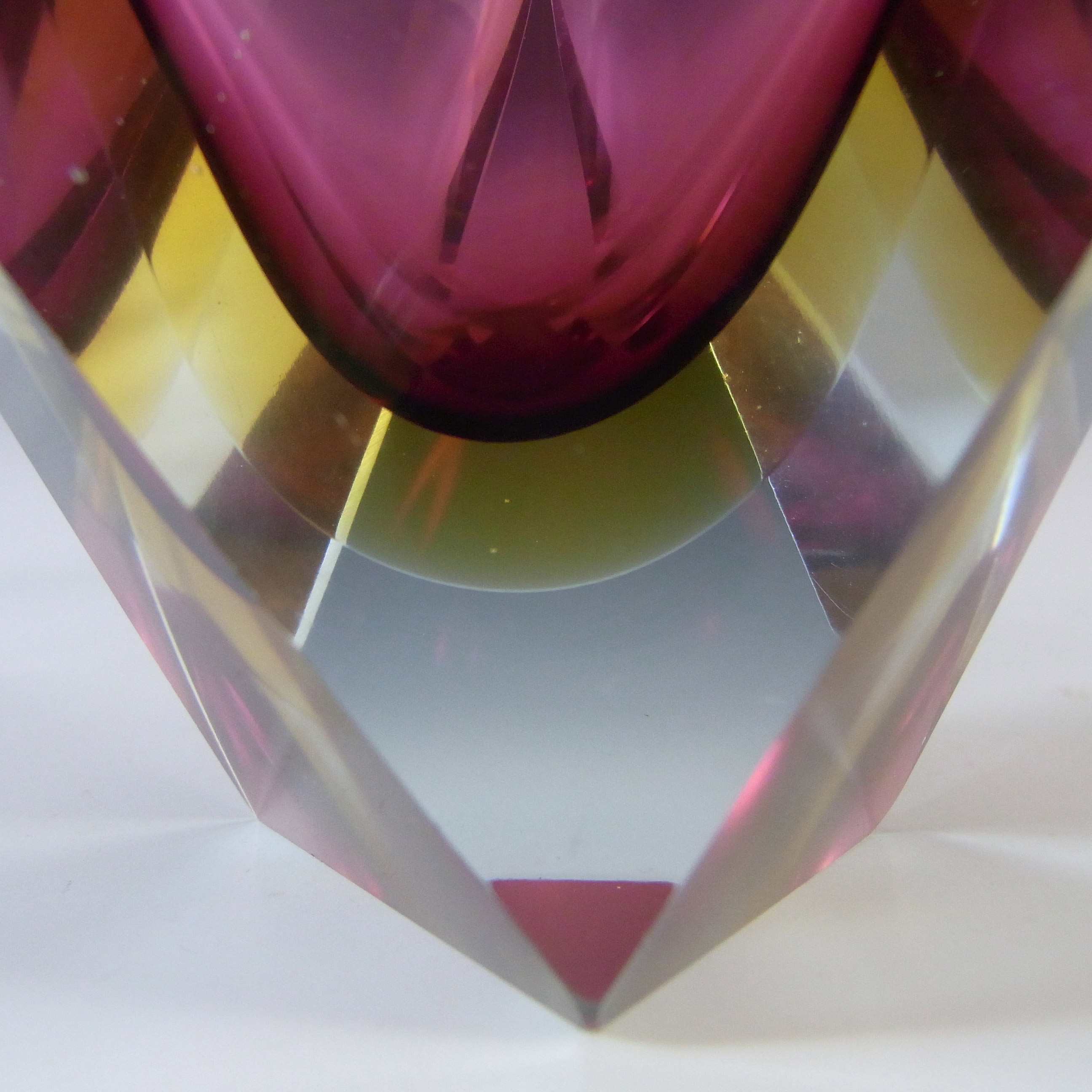 Murano Faceted Pink & Amber Sommerso Glass Triangle Block Bowl - Click Image to Close