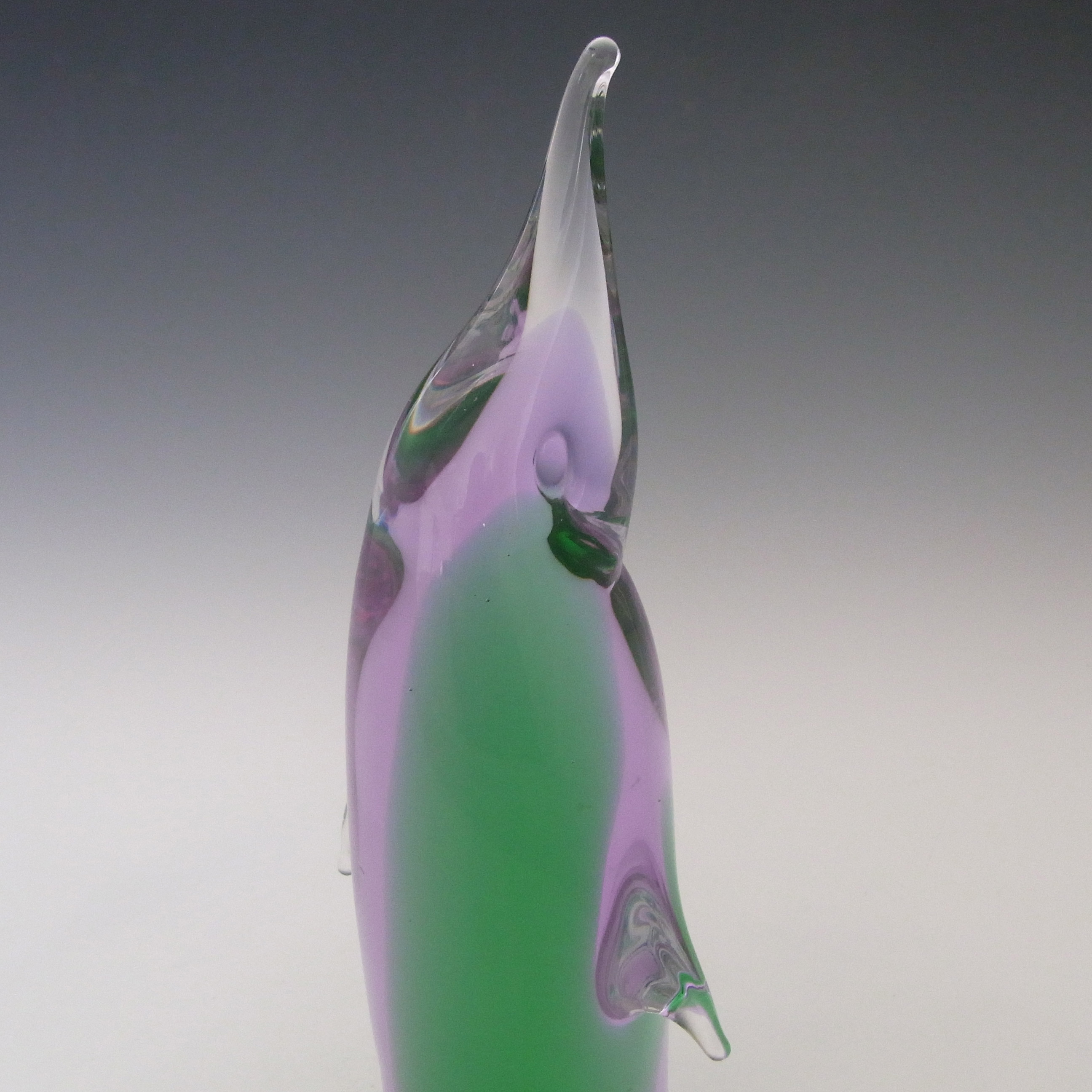 LABELLED FM Konstglas/Ronneby Neodymium Glass Penguin - Click Image to Close