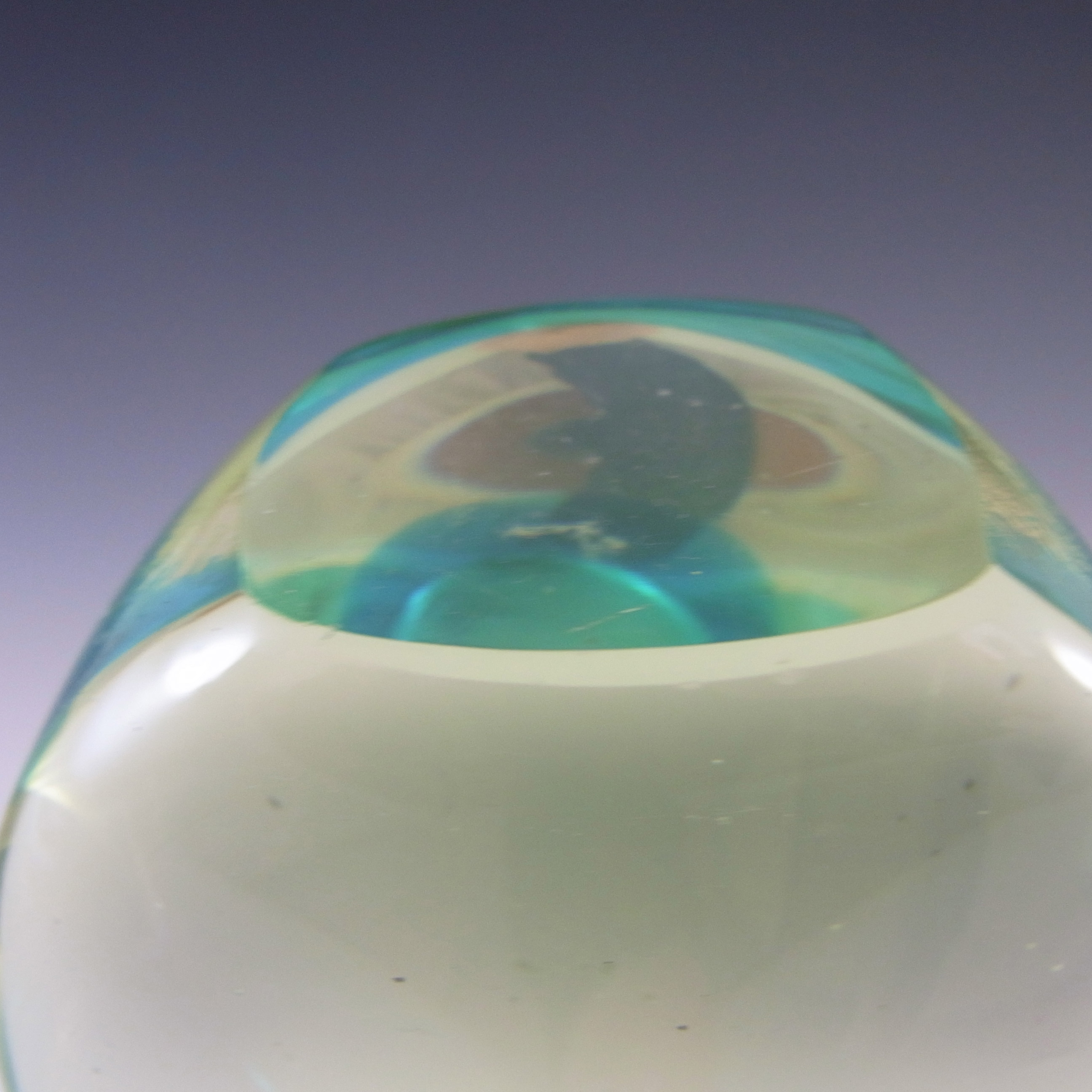 (image for) Galliano Ferro Murano Sommerso Blue & Uranium Glass Stem Vase - Click Image to Close