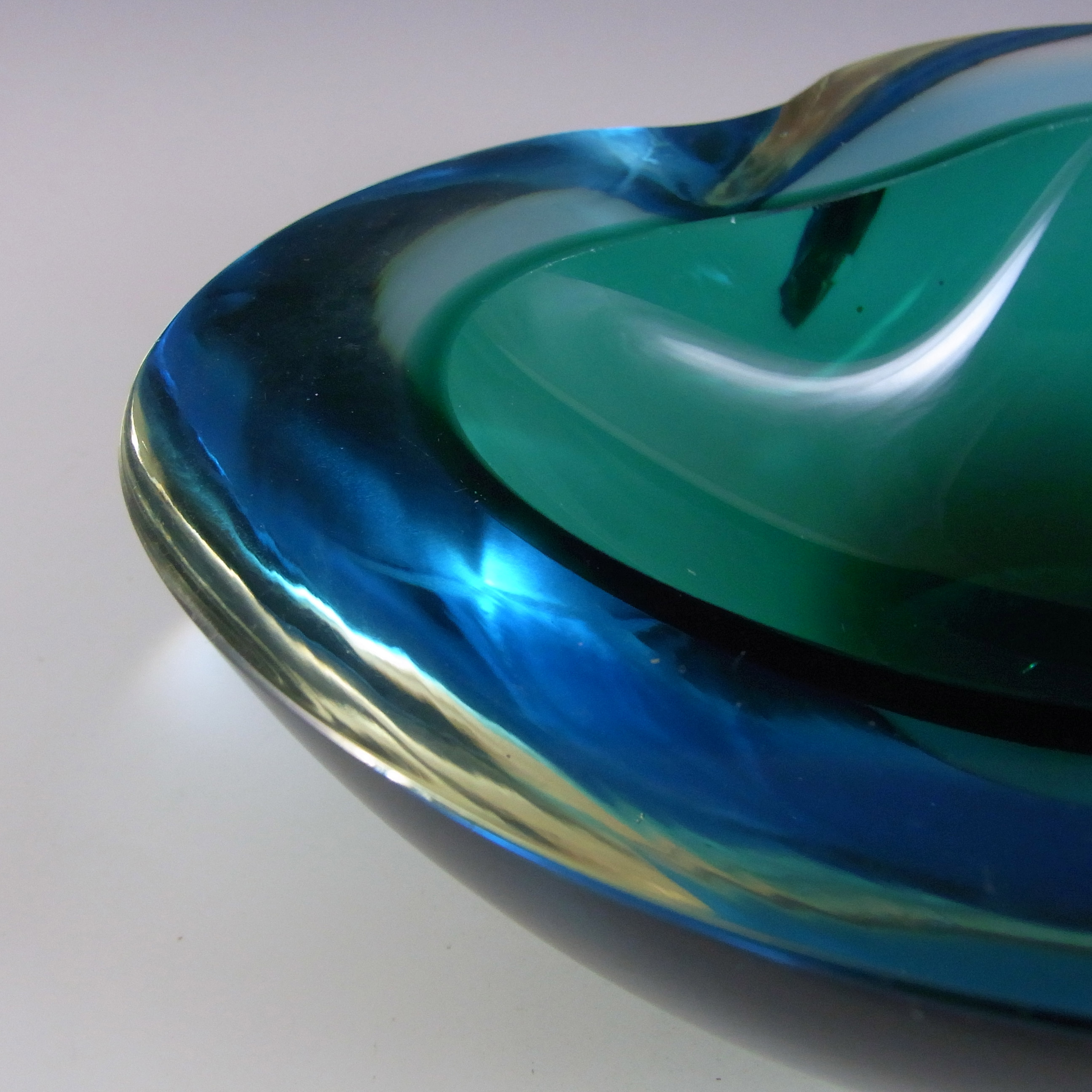 (image for) Murano Geode Blue & Green Sommerso Glass Kidney Bowl - Click Image to Close