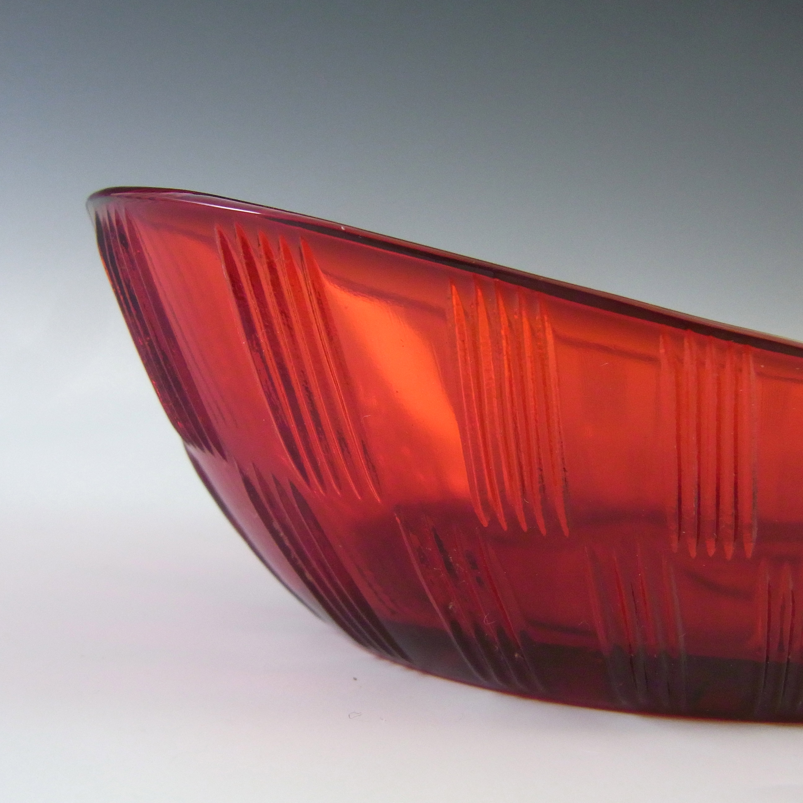 Gullaskruf 1950's Red Glass 'Randi' Bowl by Lennart Andersson - Click Image to Close