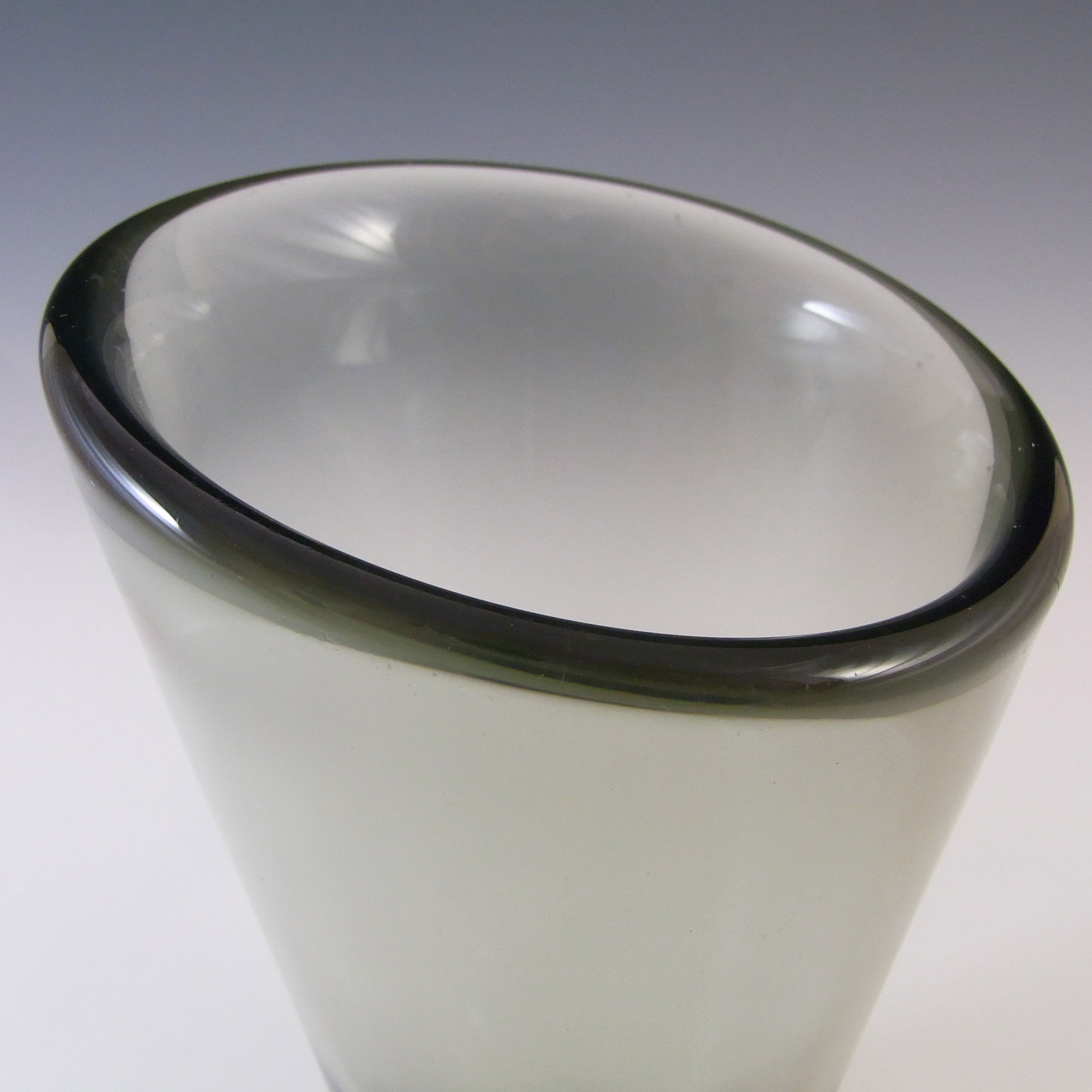 (image for) Holmegaard #16509 Per Lutken Smoky Glass 'Thule' Vase - Signed - Click Image to Close