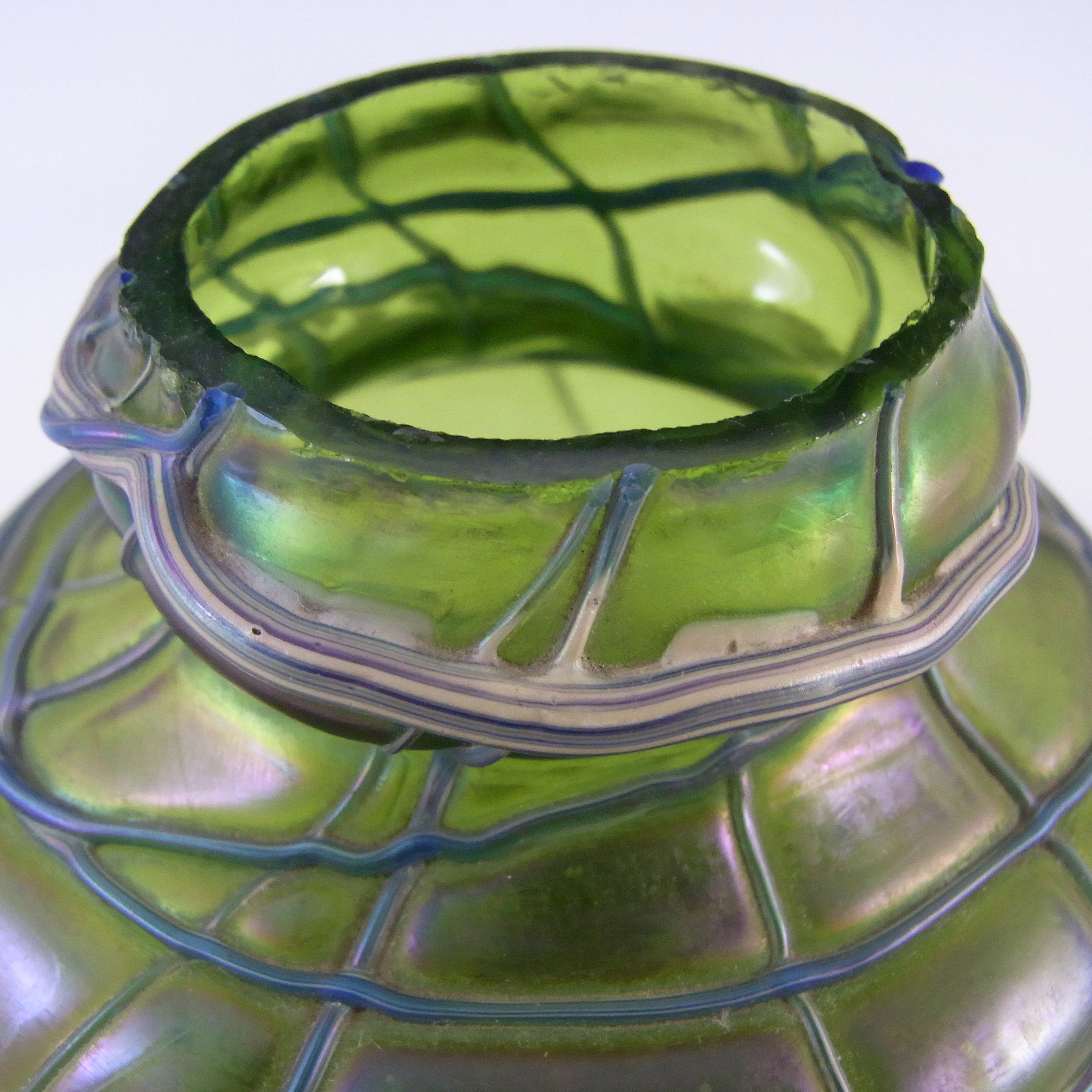 (image for) Kralik Art Nouveau Iridescent Green Threaded 1900's Glass Vase - Click Image to Close
