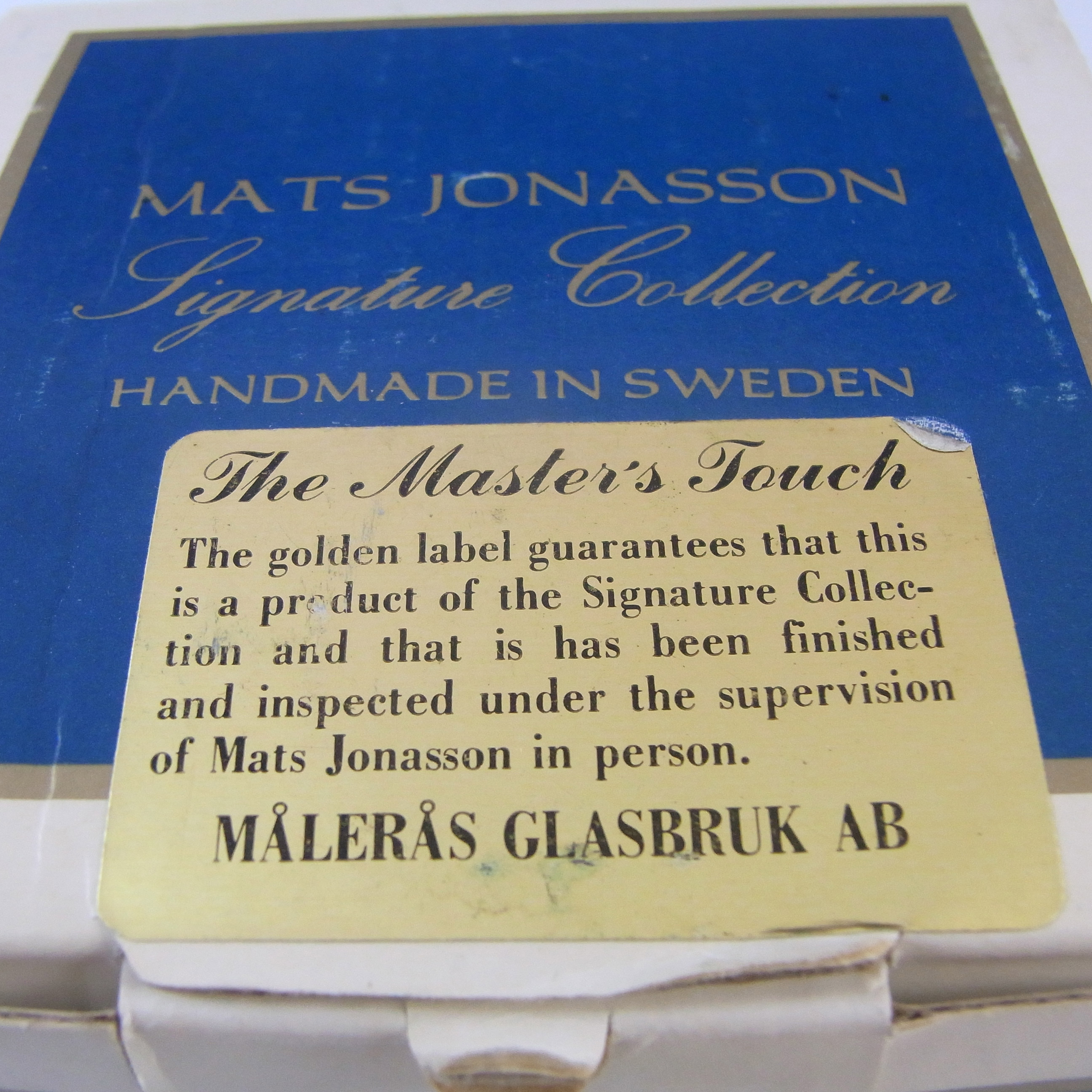 (image for) Mats Jonasson #9203 Swedish Glass Wren Bird Paperweight - Boxed - Click Image to Close