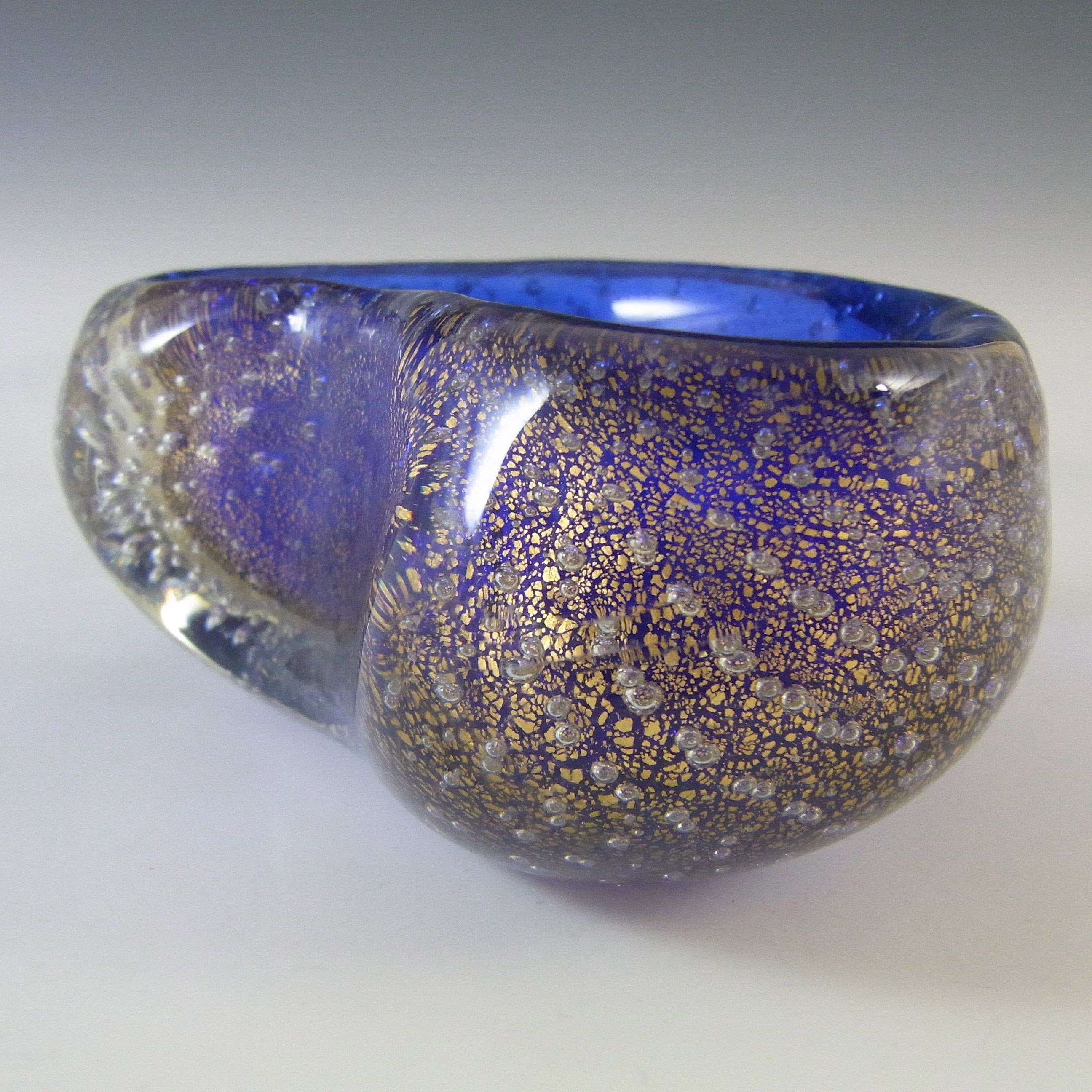 (image for) Murano Gold Leaf & Bullicante Blue Glass Kidney Bowl - Click Image to Close