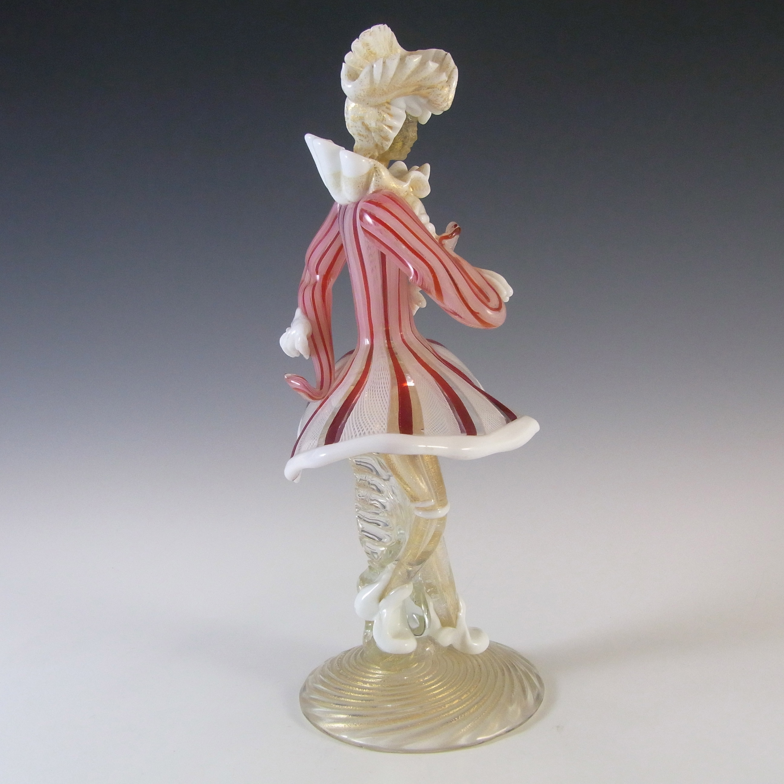 Murano Zanfirico Red & White Glass Gold Leaf Courtier/Dancer Figurine - Click Image to Close