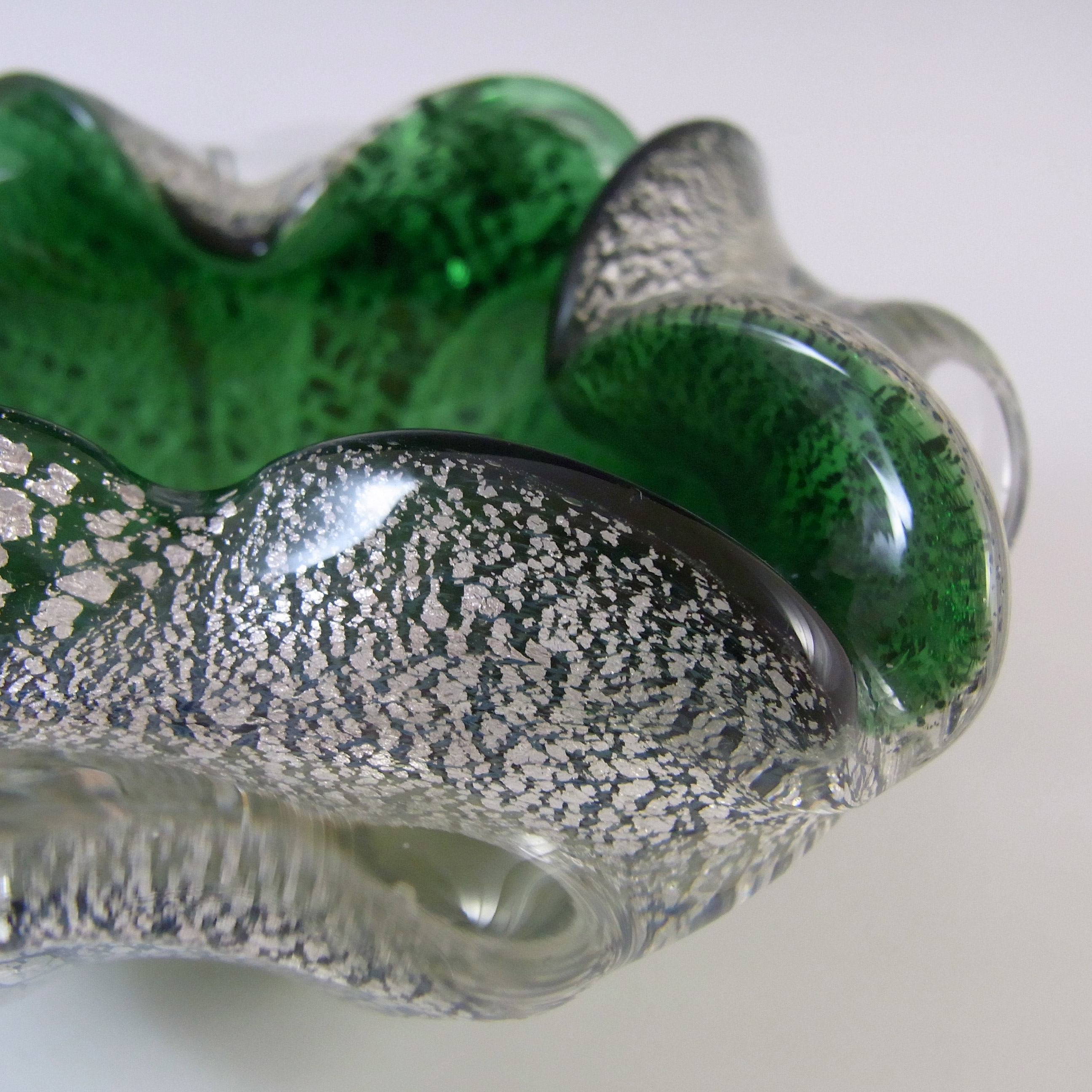 Murano/Venetian Vintage Silver Leaf Green Cased Glass Bowl - Click Image to Close