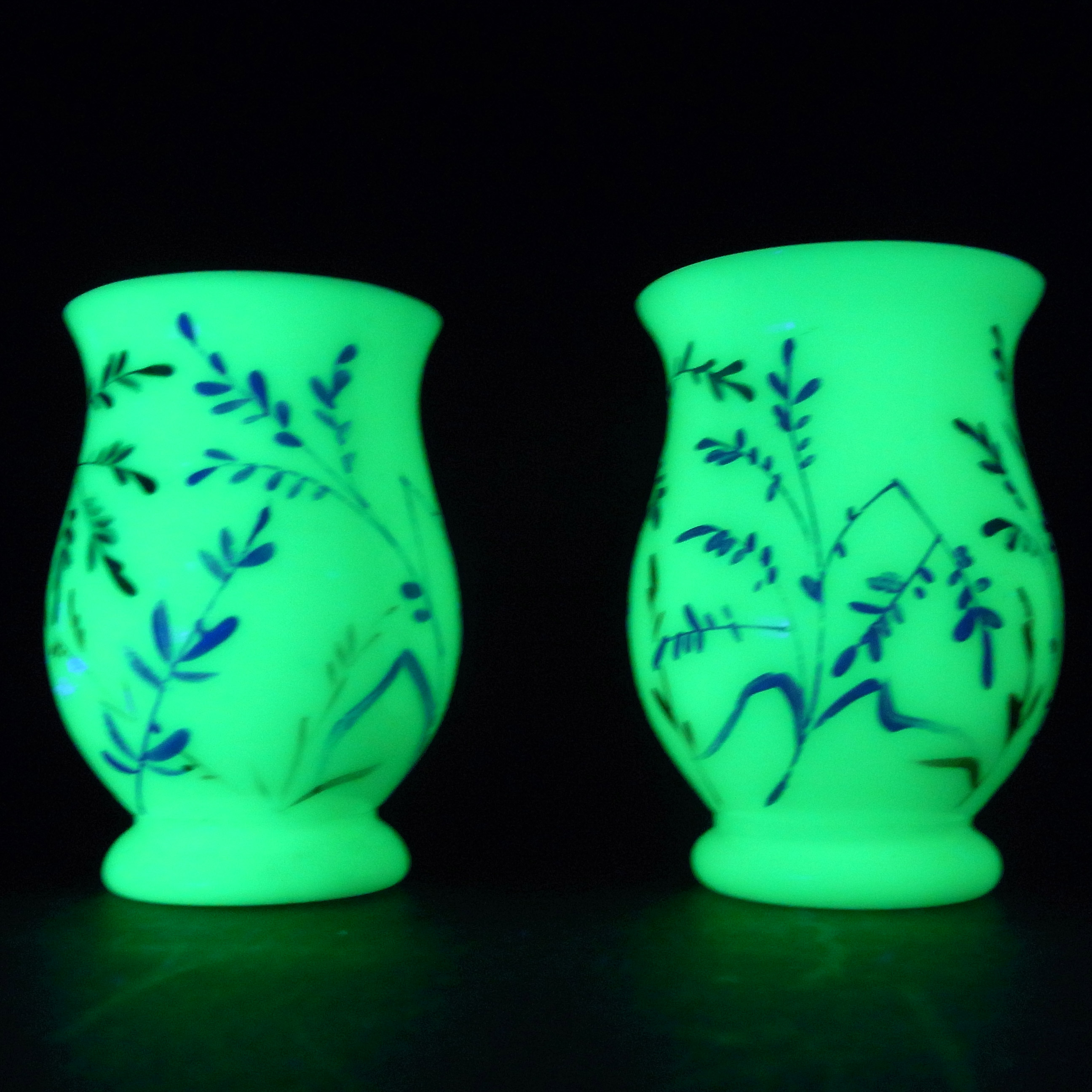 (image for) Pair of Victorian Hand Painted/Enamelled Uranium Glass Vases - Click Image to Close