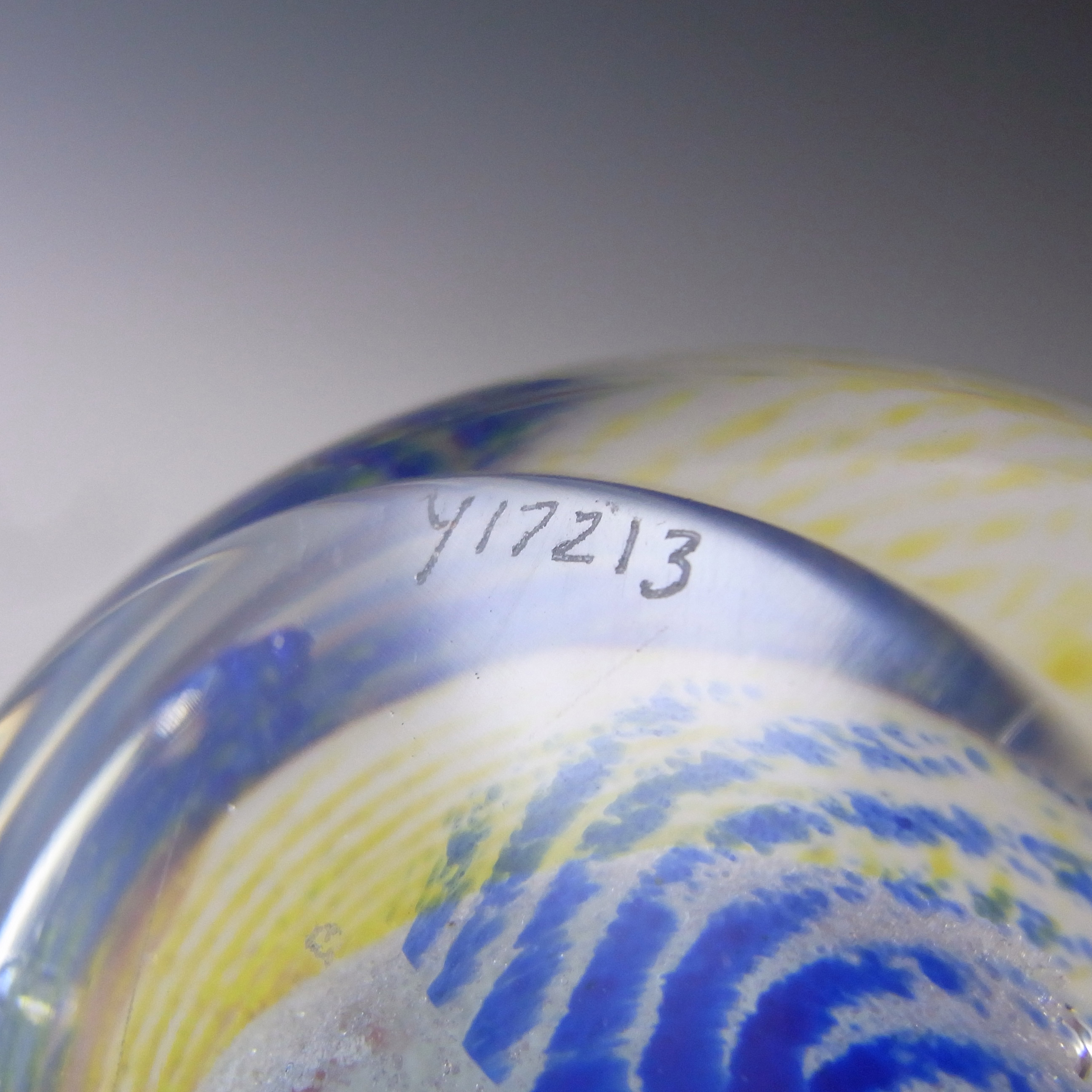 (image for) MARKED Caithness Vintage Blue Glass "Ripples" Paperweight - Click Image to Close