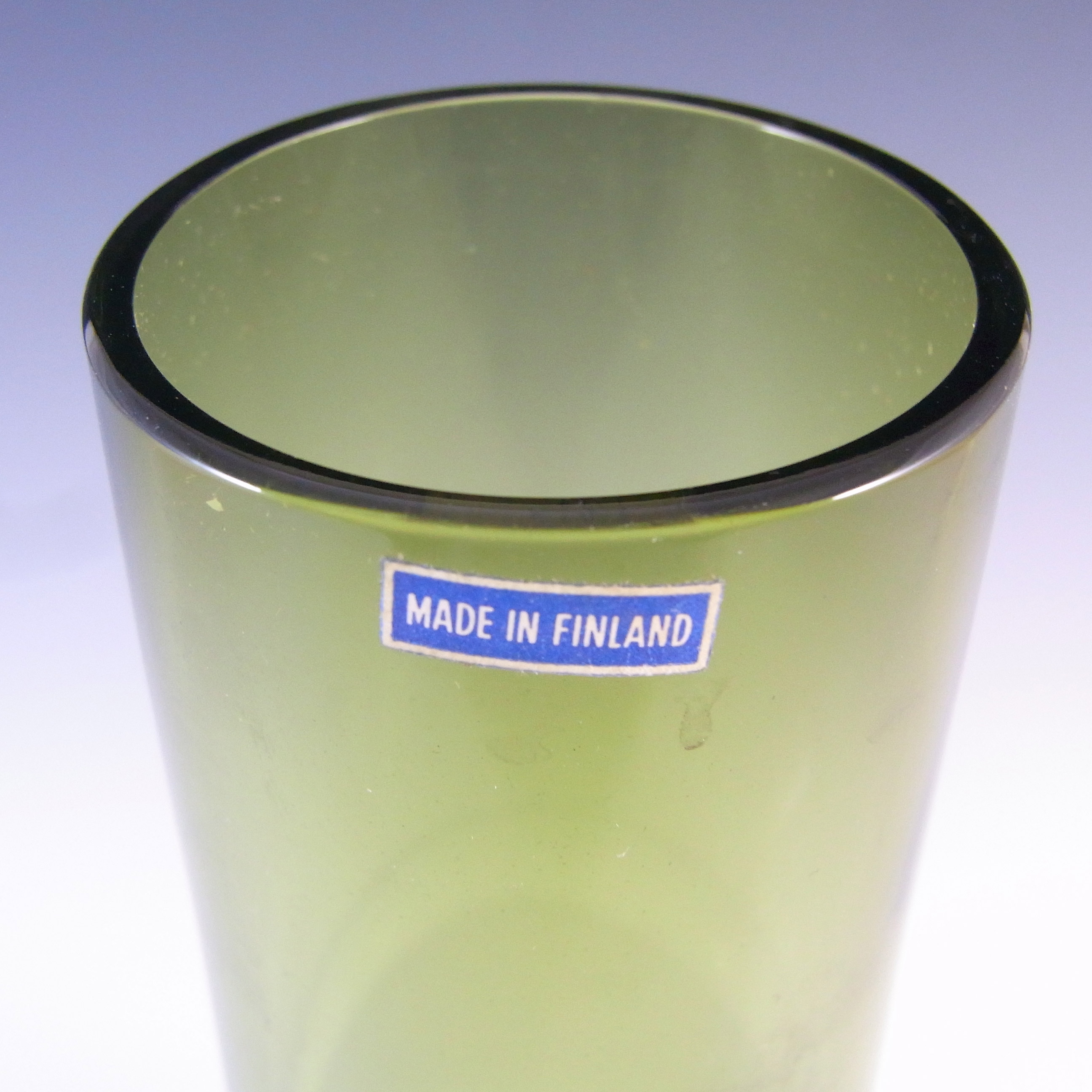 (image for) Riihimaki 'Piippu' Riihimaen Aimo Okkolin Glass Vase - Labelled - Click Image to Close