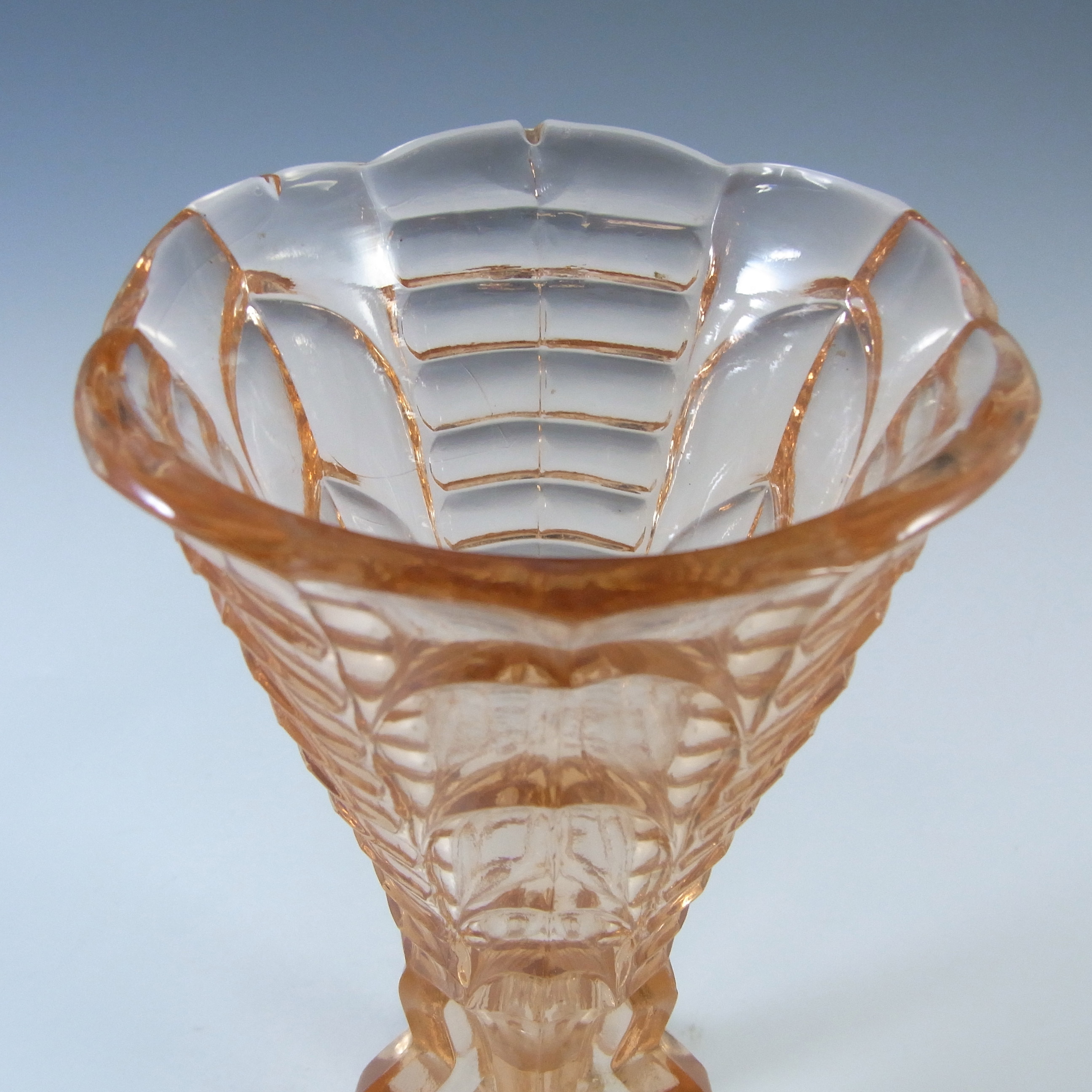 (image for) Rosice #1948 Czech Art Deco Pink Glass Rocket Vase - Click Image to Close