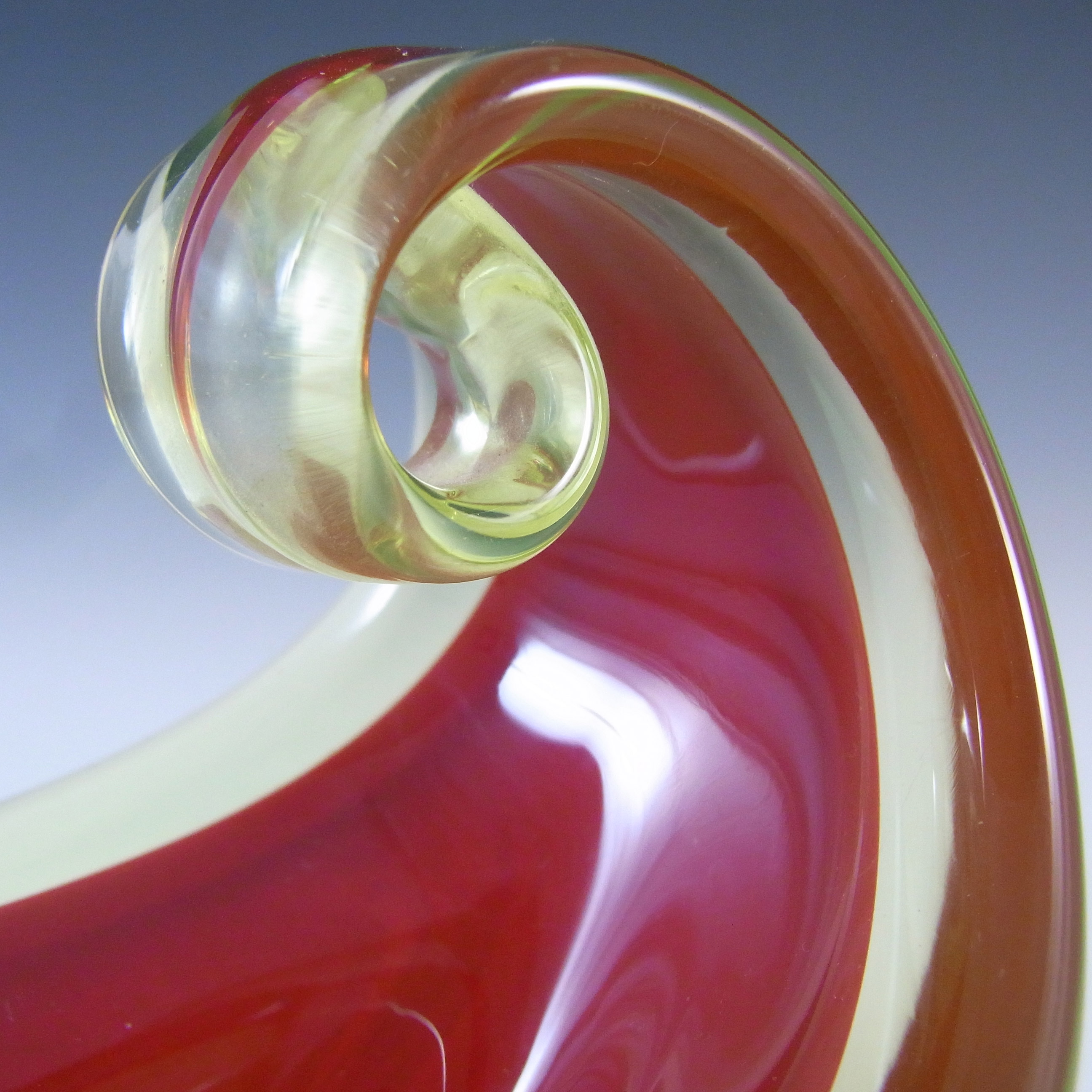 (image for) Murano Red & Uranium Green Sommerso Glass Sculpture Bowl - Click Image to Close