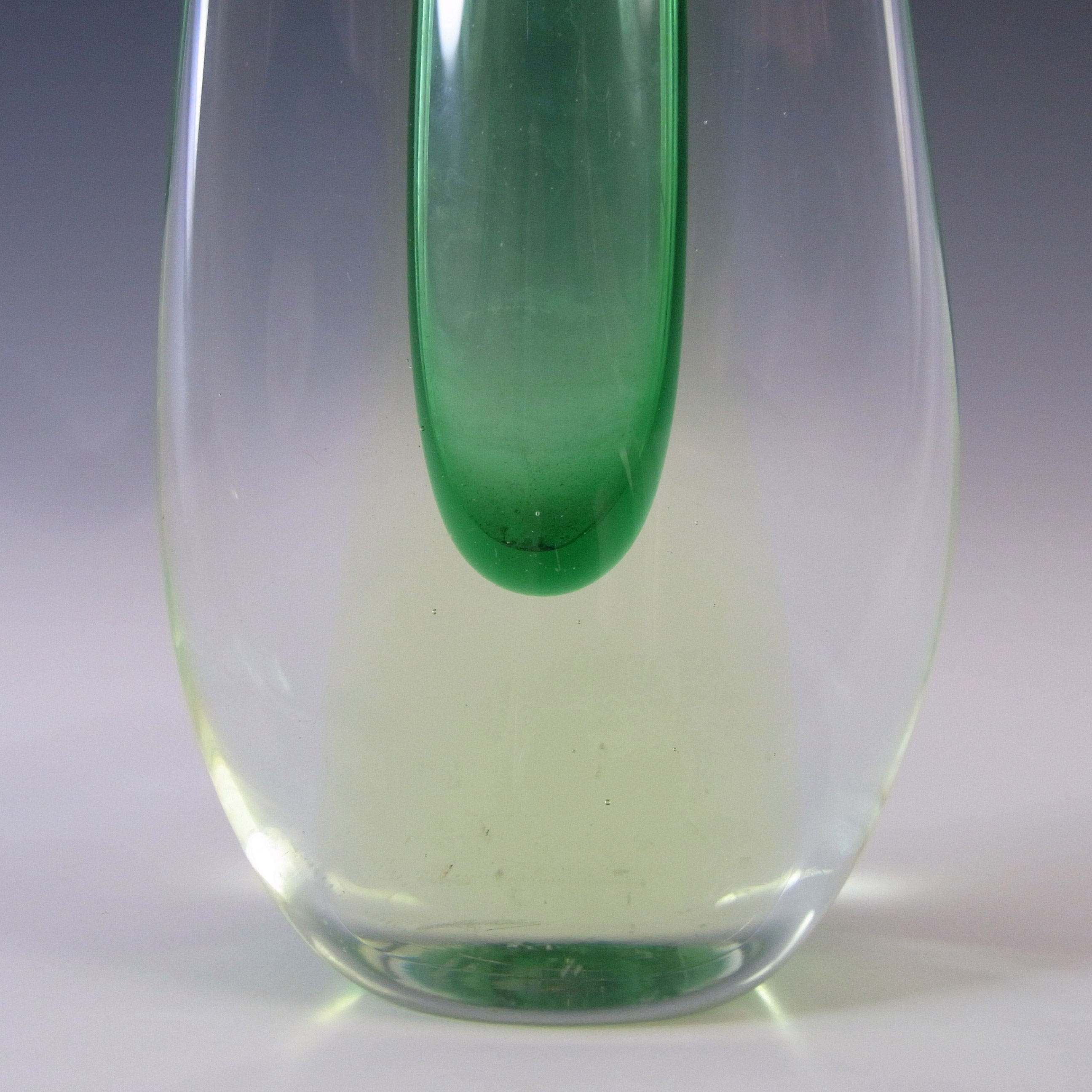 Galliano Ferro Murano Sommerso Green & Uranium Glass Stem Vase - Click Image to Close