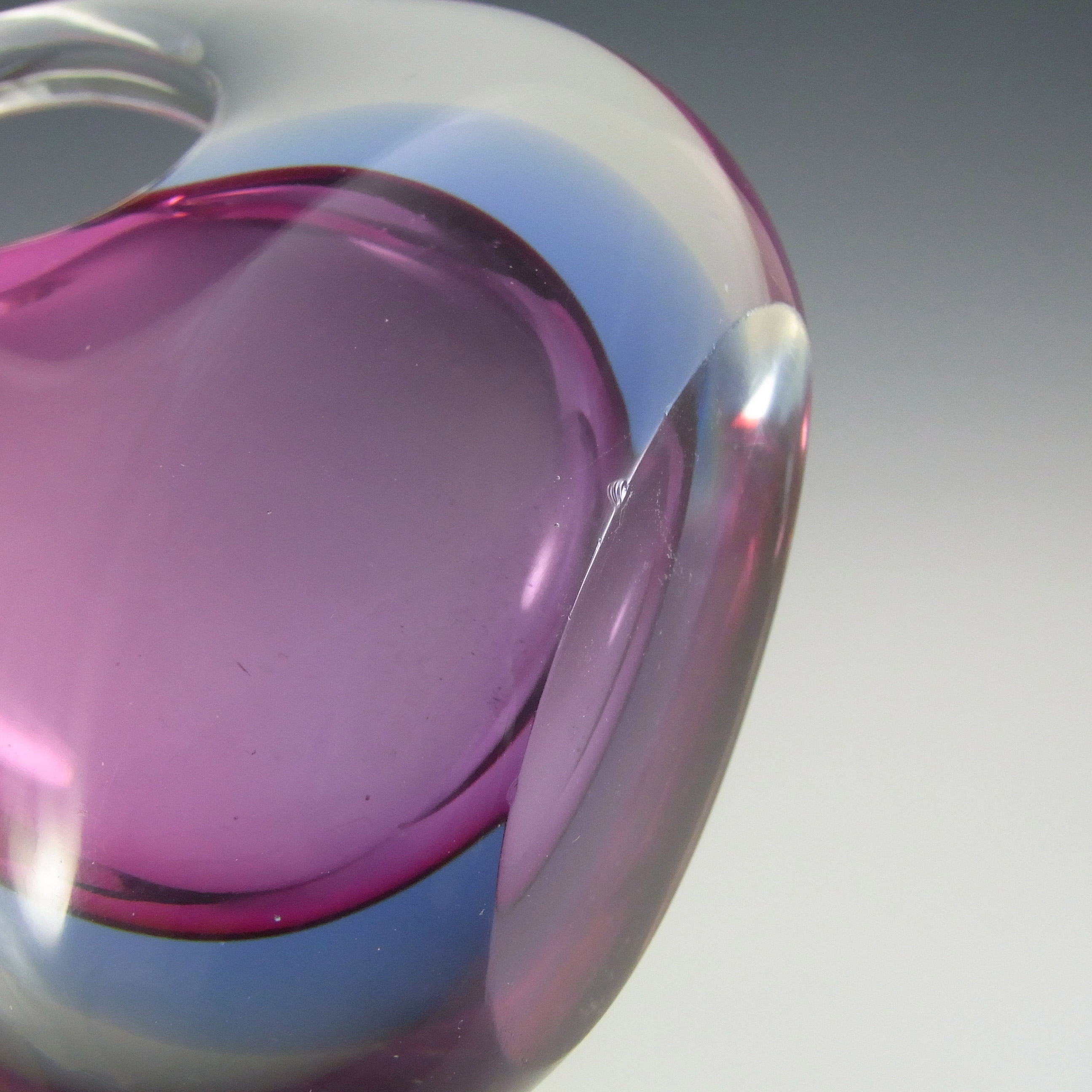 (image for) Murano / Venetian Pink & Blue Sommerso Glass Vase - Click Image to Close
