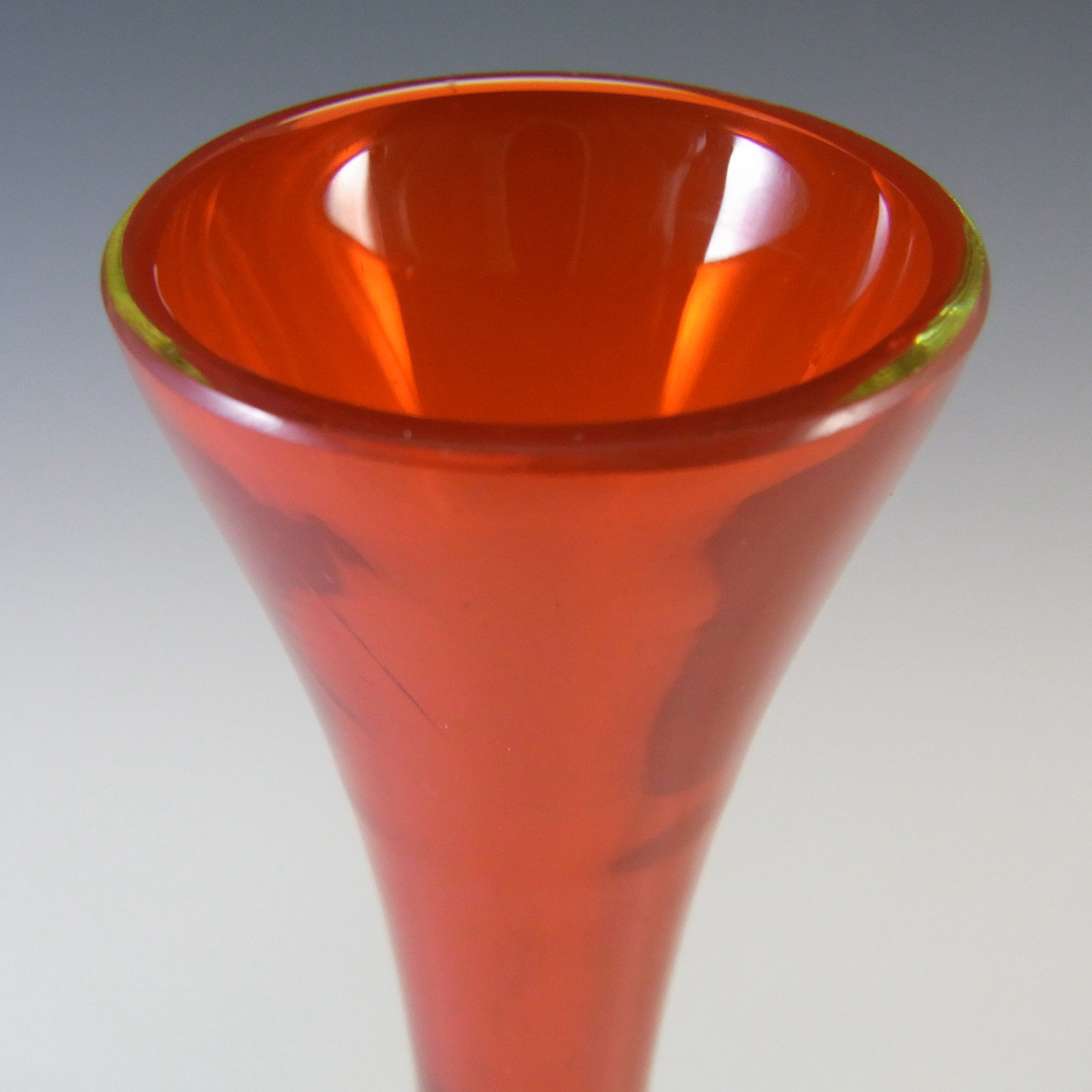 (image for) Murano/Venetian Red & Uranium Green Sommerso Glass Stem Vase - Click Image to Close
