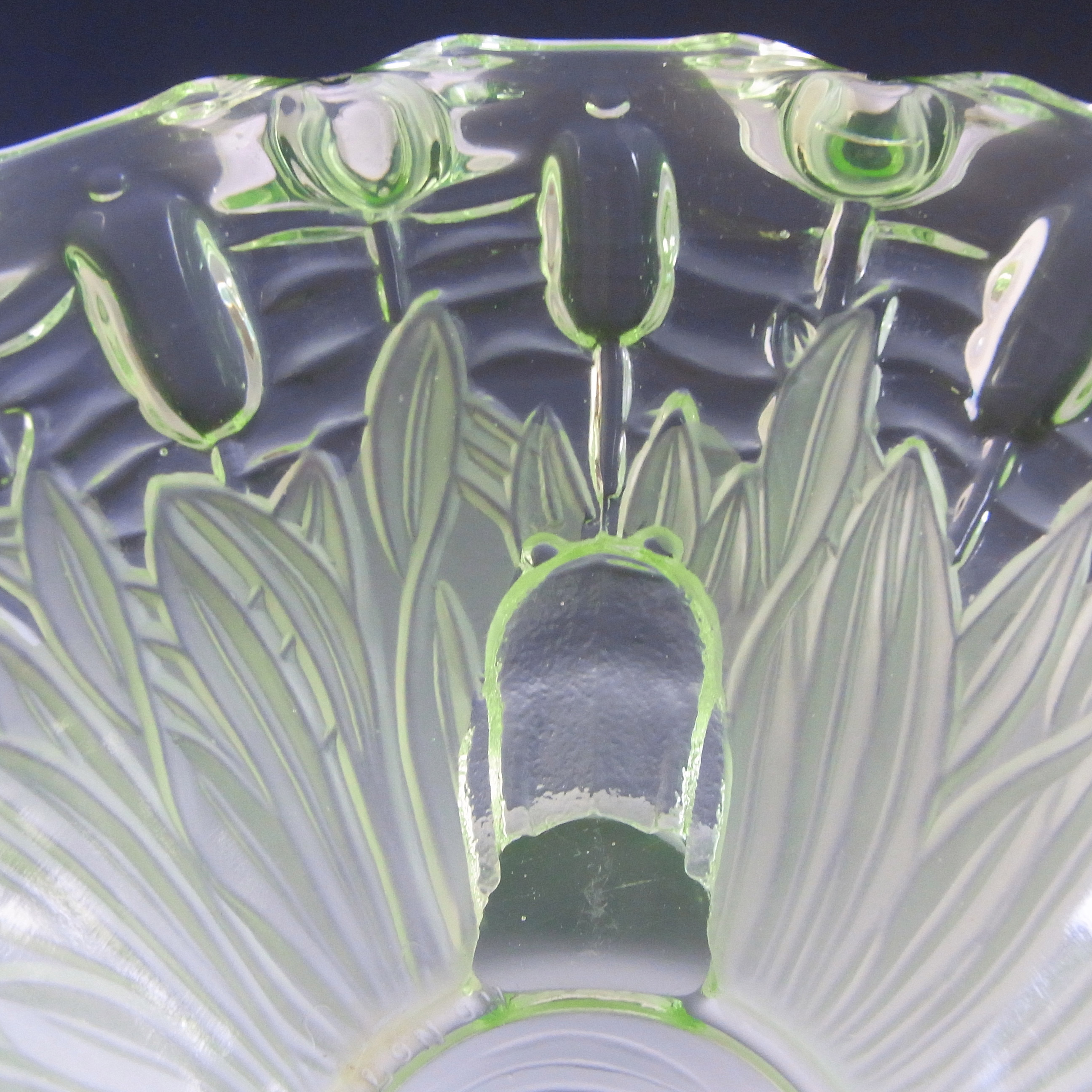 (image for) Sowerby Art Deco Uranium Green Glass 'Frog + Bullrush' Bowl - Click Image to Close