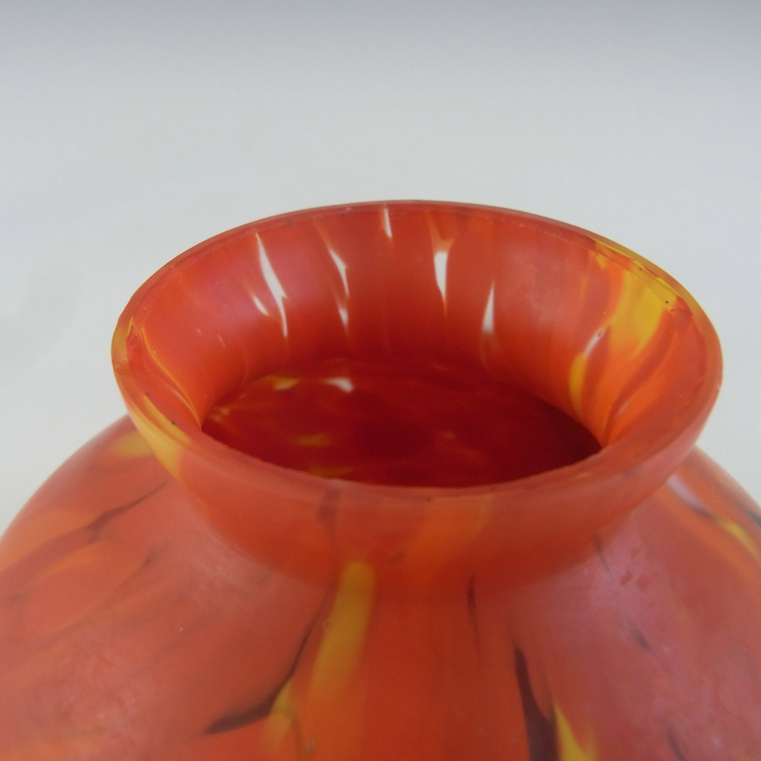 Rückl Czech Red, Yellow & Black "Fire" Spatter Glass Vase - Click Image to Close