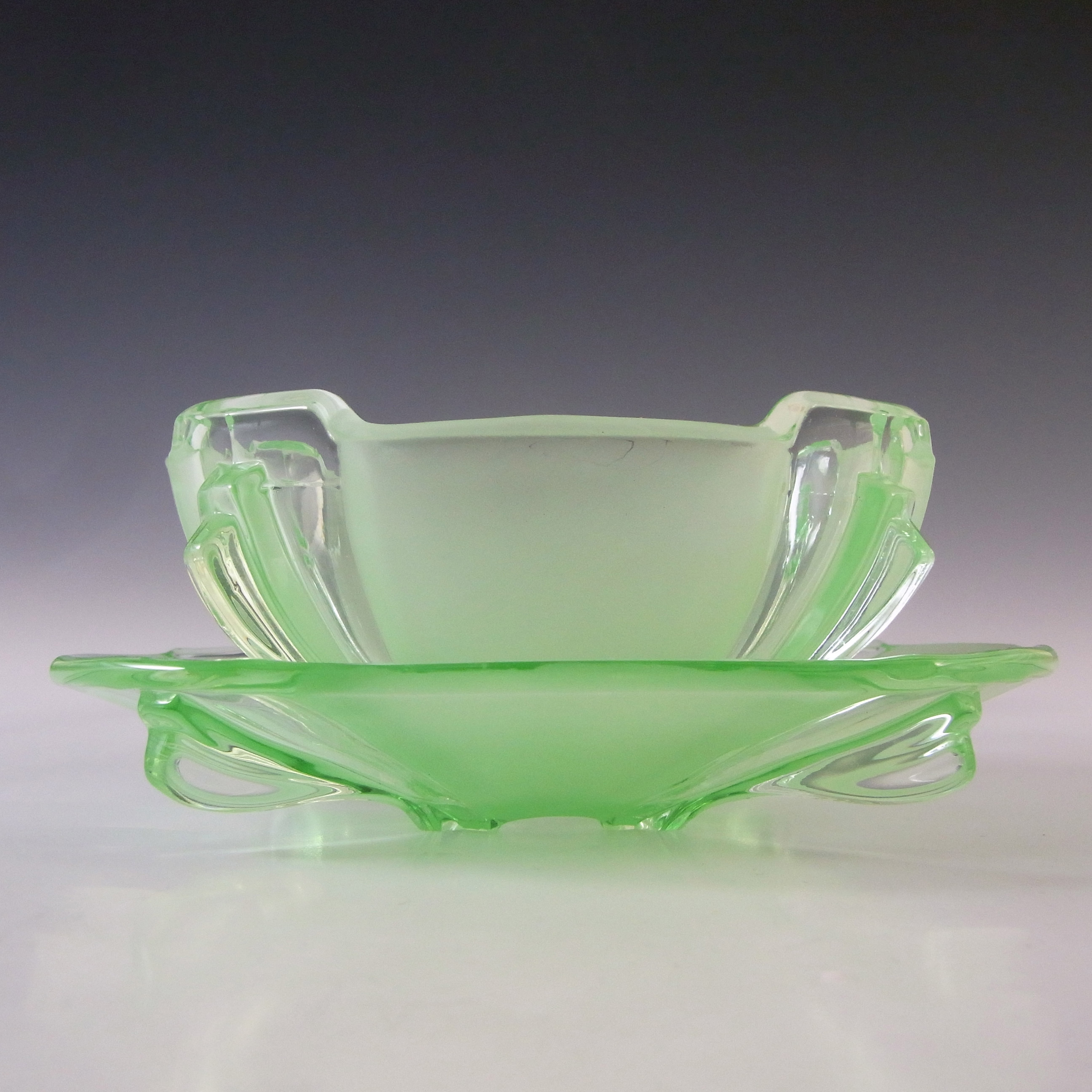 Stölzle 2 x Vintage Czech Art Deco Green Glass Bowl & Plate Set - Click Image to Close